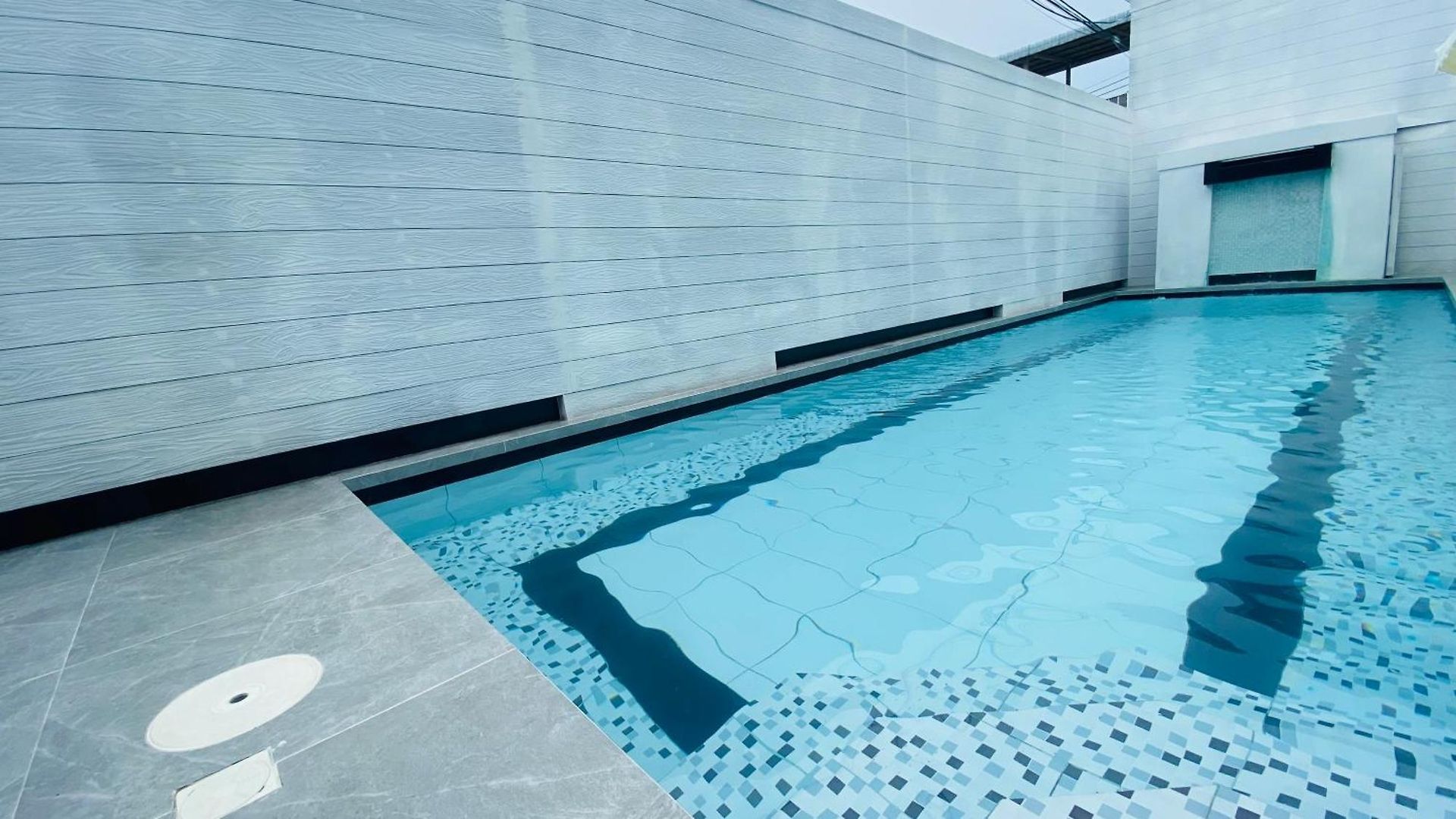 Downtown Pool *