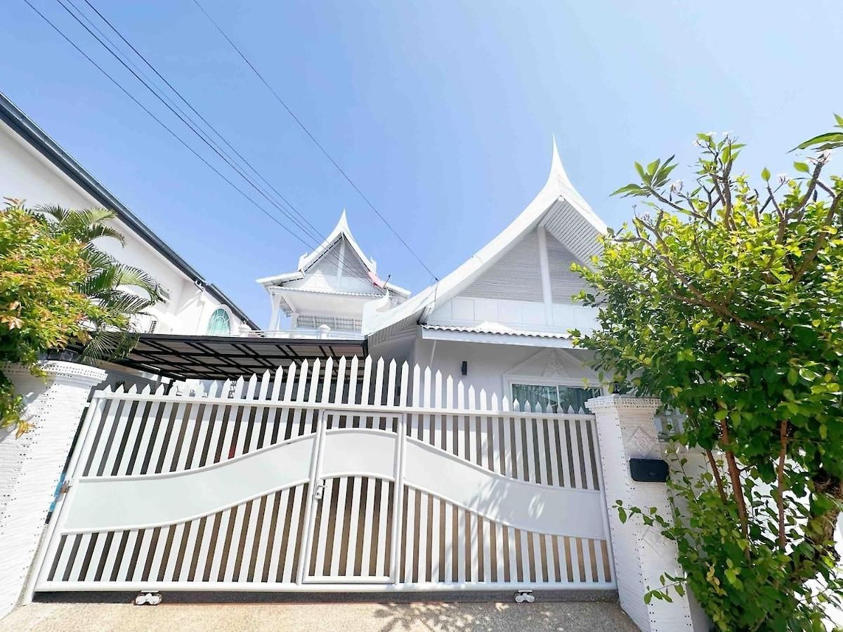 Private Pool 3bedroom 3 Bathroom Near Walking Street And Pattaya