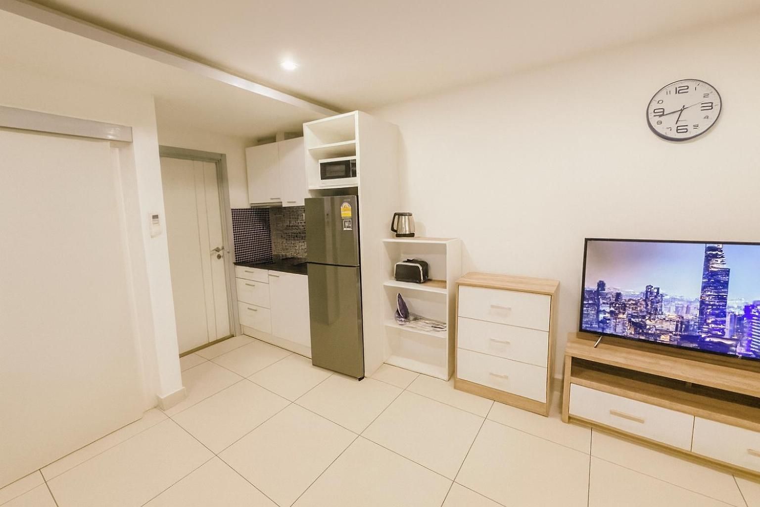 Modern 2br Rooftop Swimming Pool Pratumnak *