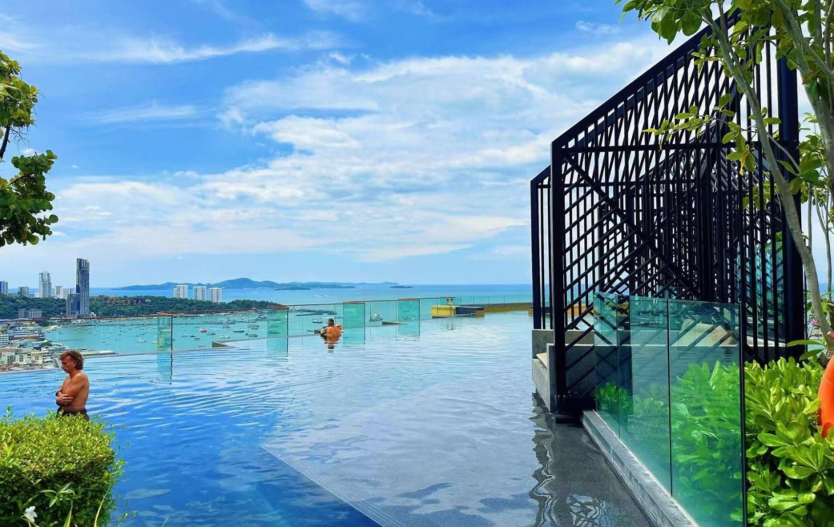 Edge Luxury อพาร์ทเม้น Pattaya
