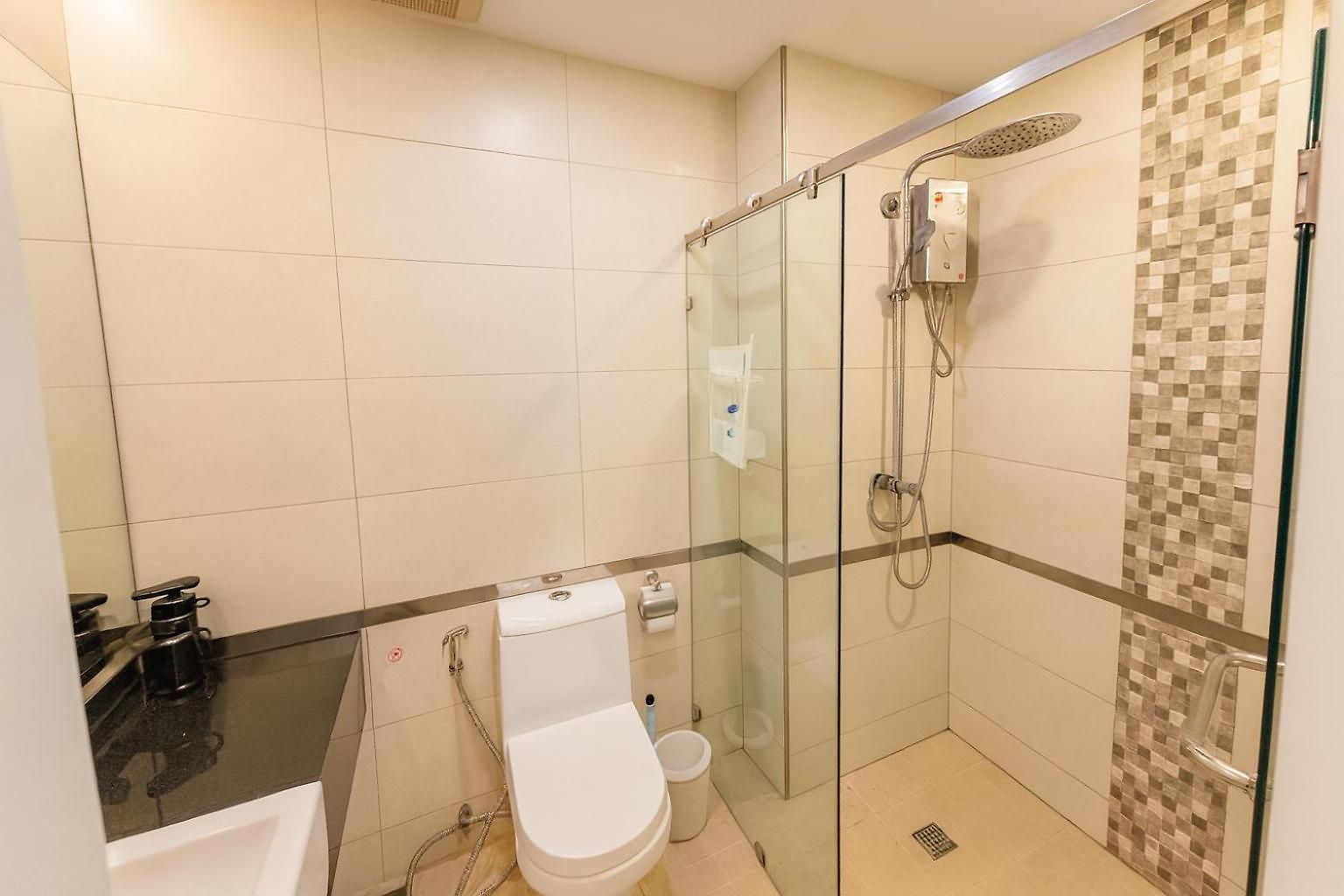 อพาร์ทเม้น Modern 2br Rooftop Swimming Pool Pratumnak *
