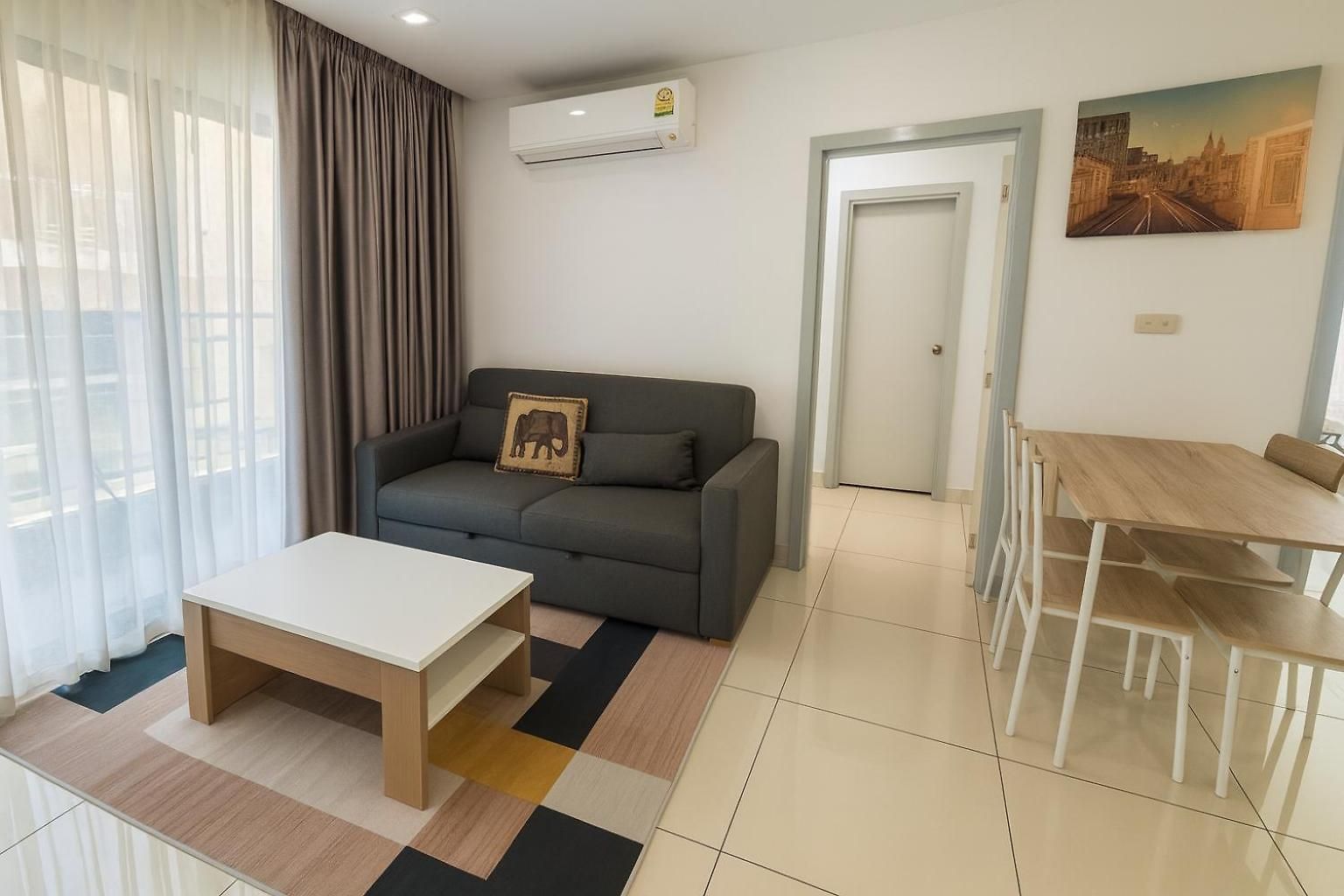 Modern 2br Rooftop Swimming Pool Pratumnak อพาร์ทเม้น