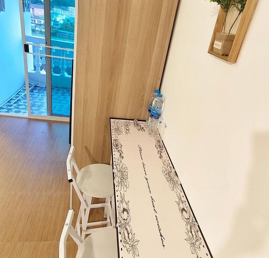 5分钟到海边 市中心 全新房 全新泳池 自助锁 网络电视 阳台 私人洗衣机 可两房联订 อพาร์ทเม้น Pattaya