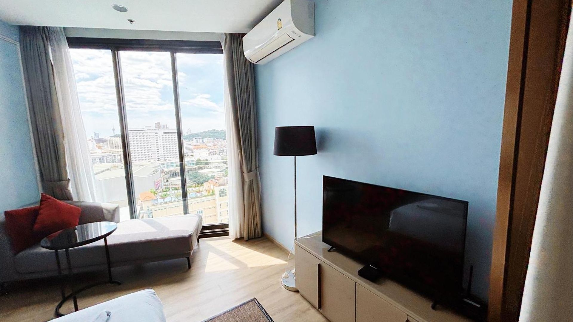 Edge Luxury Pattaya