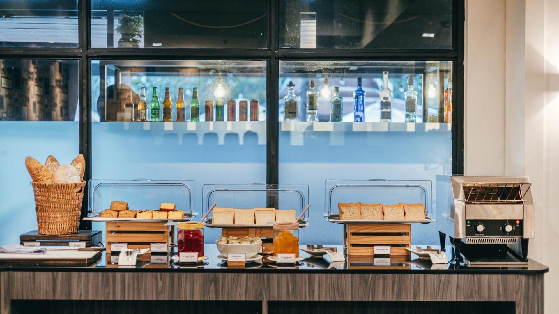 โรงแรม Heeton Concept By Compass Hospitality