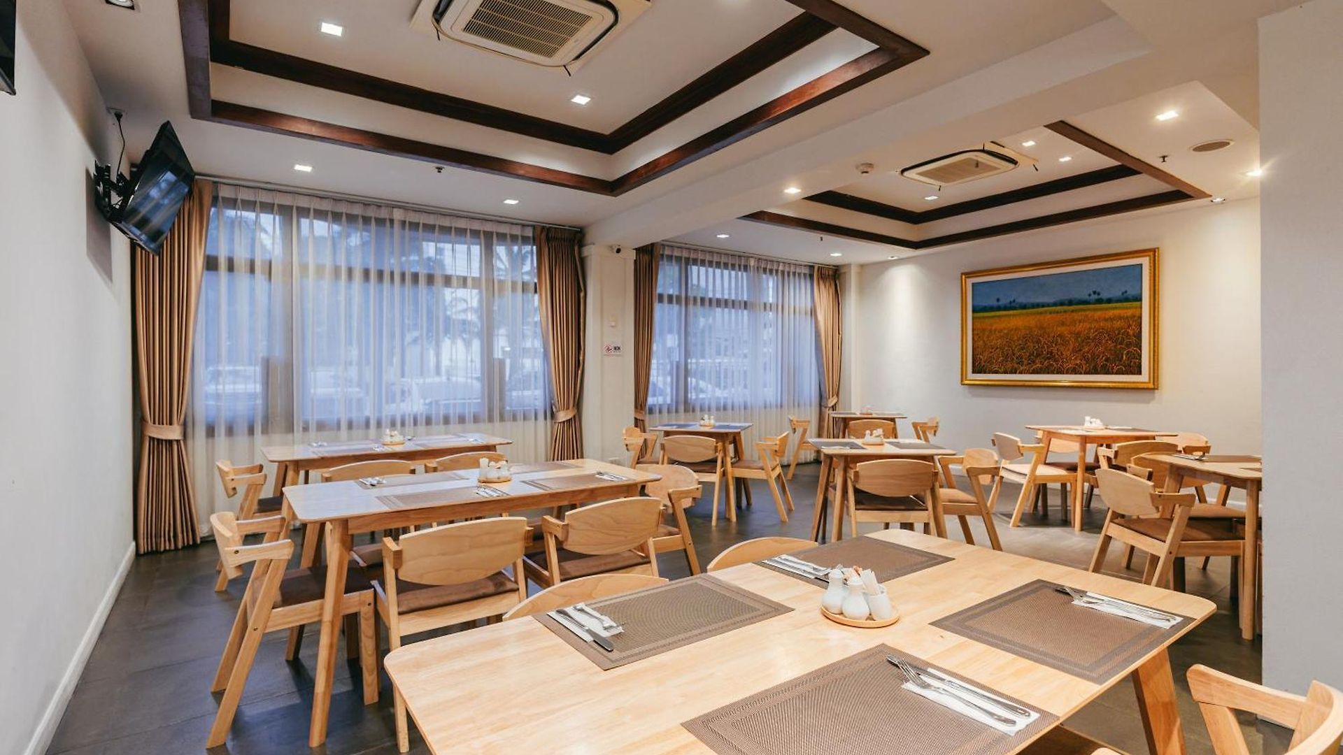 Heeton Concept By Compass Hospitality