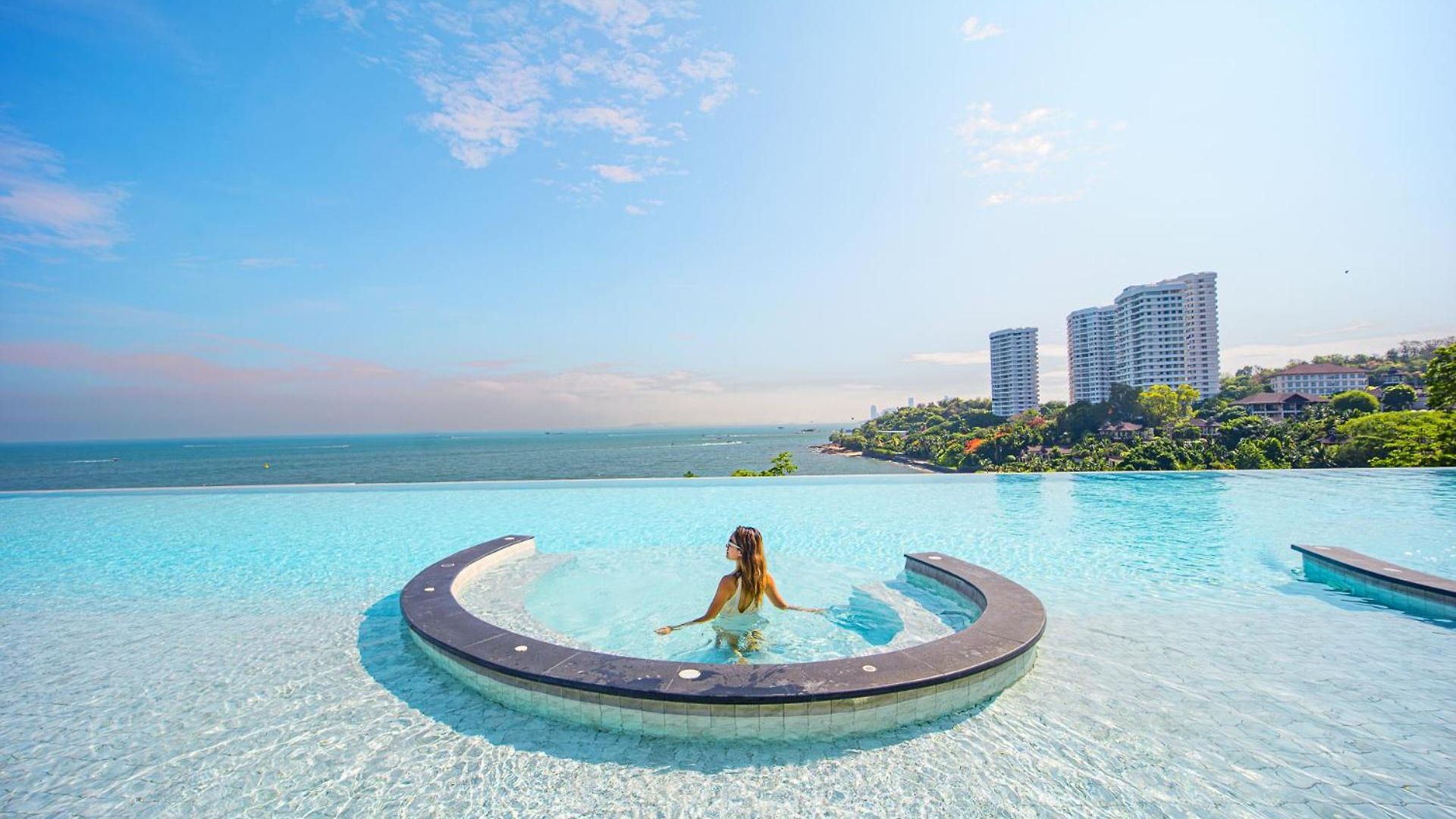 โรงแรม Royal Cliff 5*