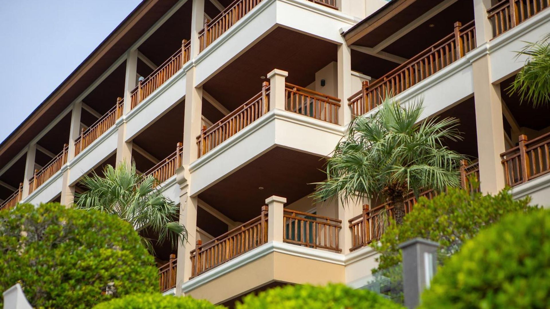 รีสอร์ท The Heritage Beachfront 4*