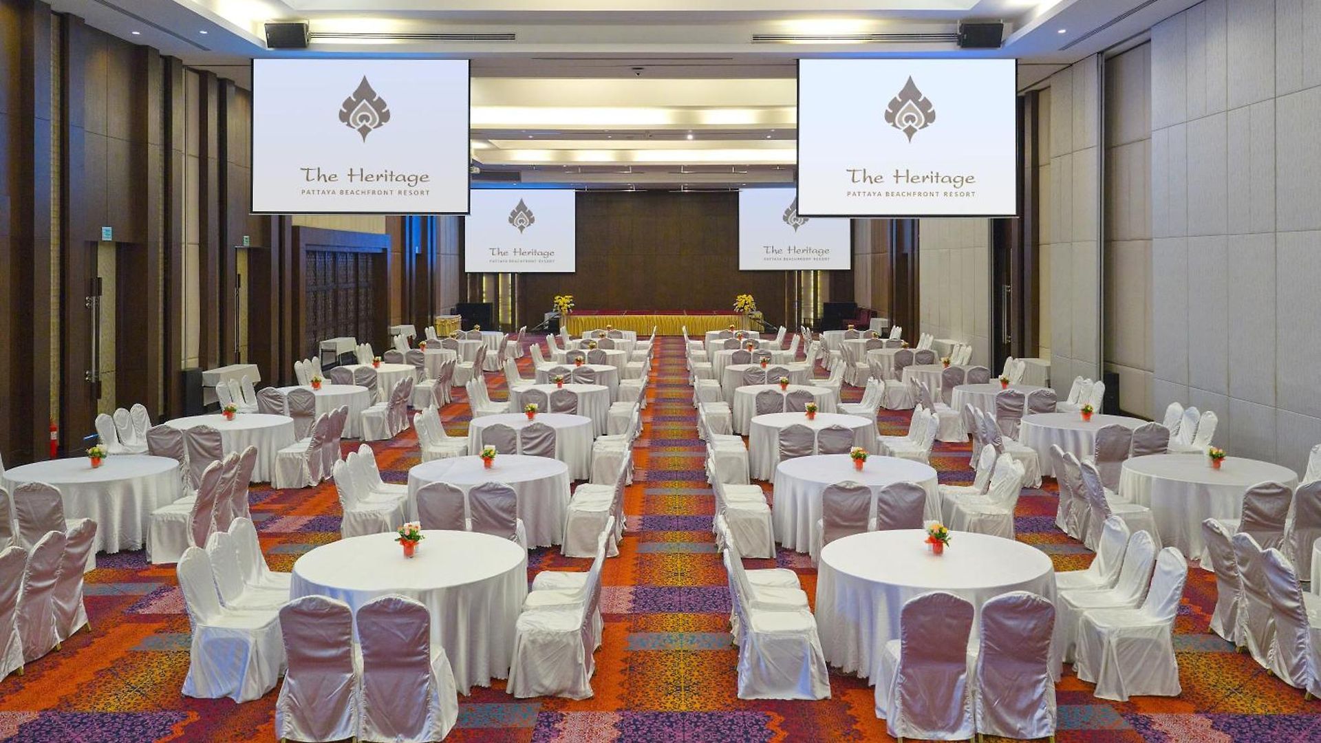 The Heritage Beachfront รีสอร์ท 4*