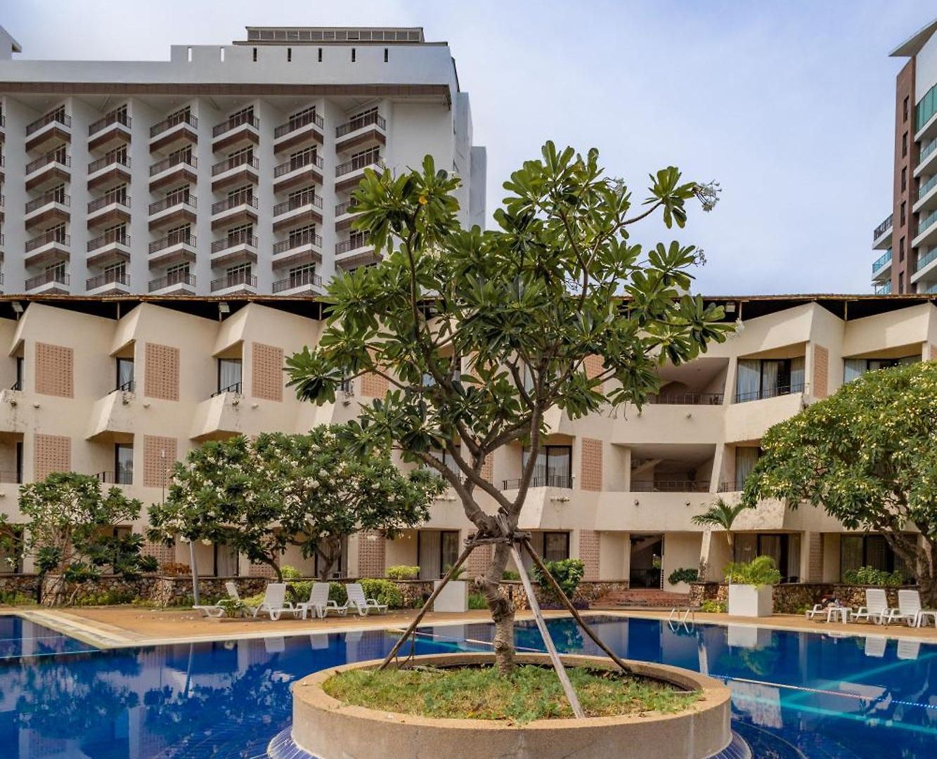 Tropicana รีสอร์ท