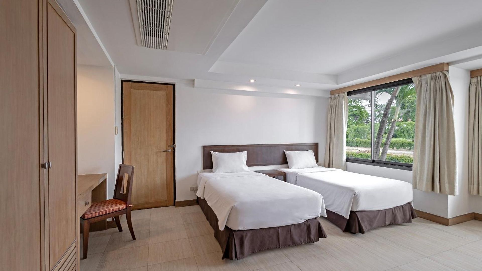 Tropicana รีสอร์ท 4*
