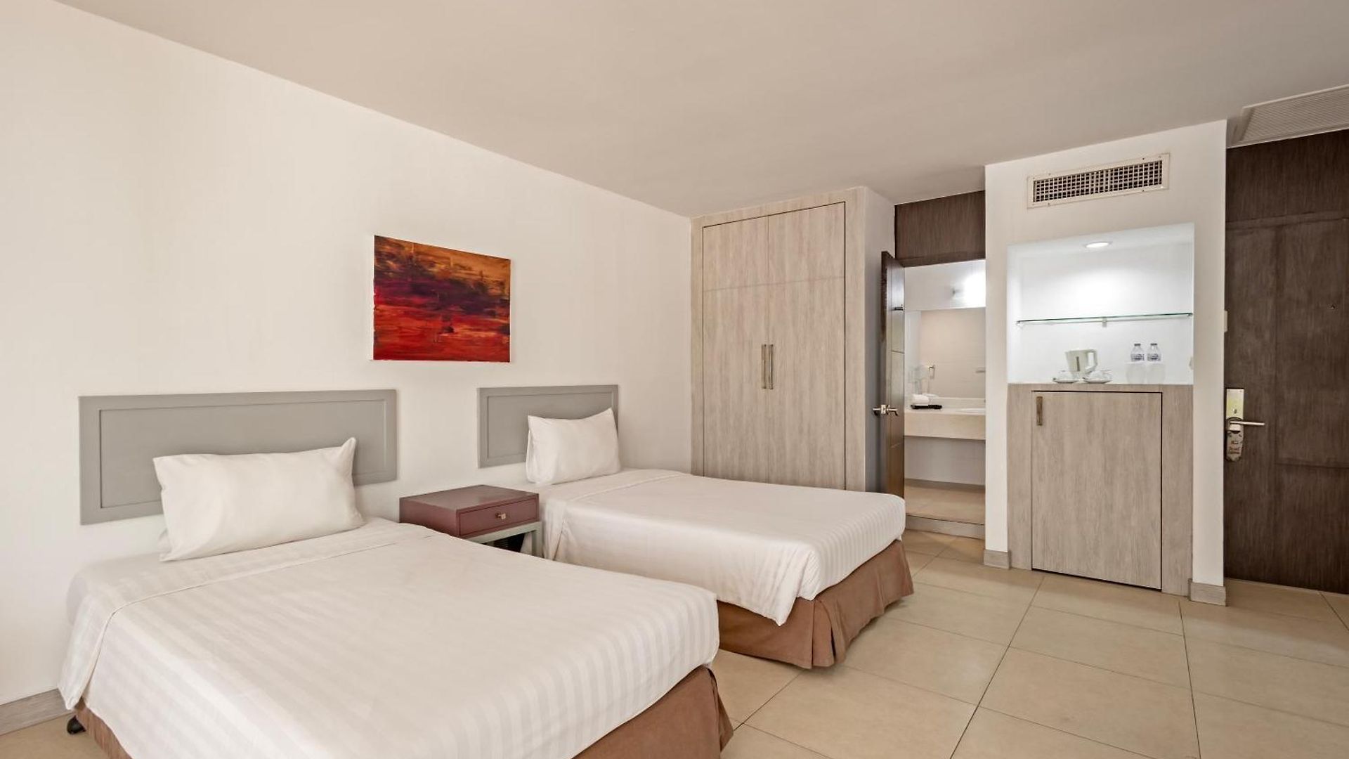 รีสอร์ท Tropicana 4*