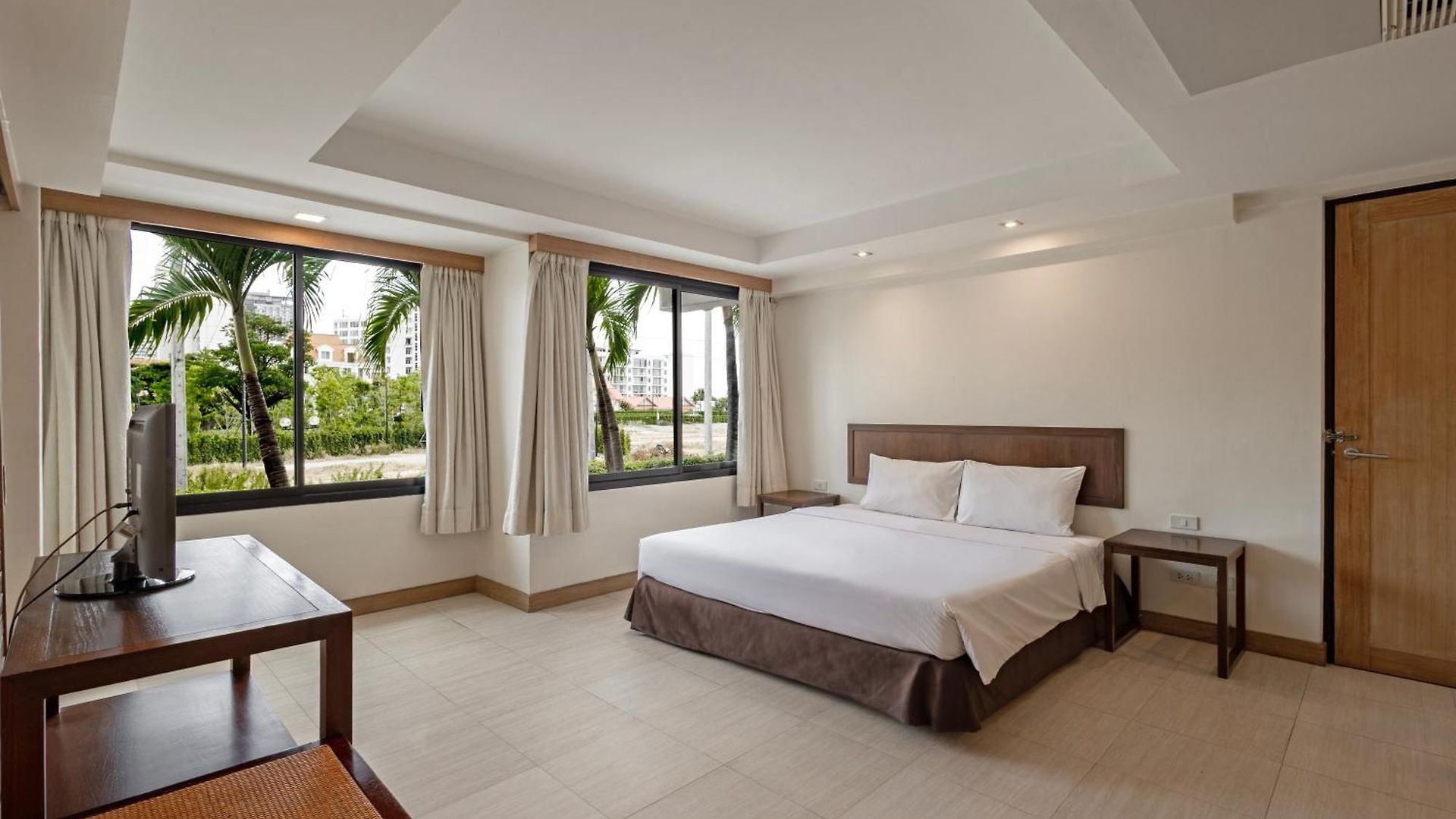รีสอร์ท Tropicana 4*