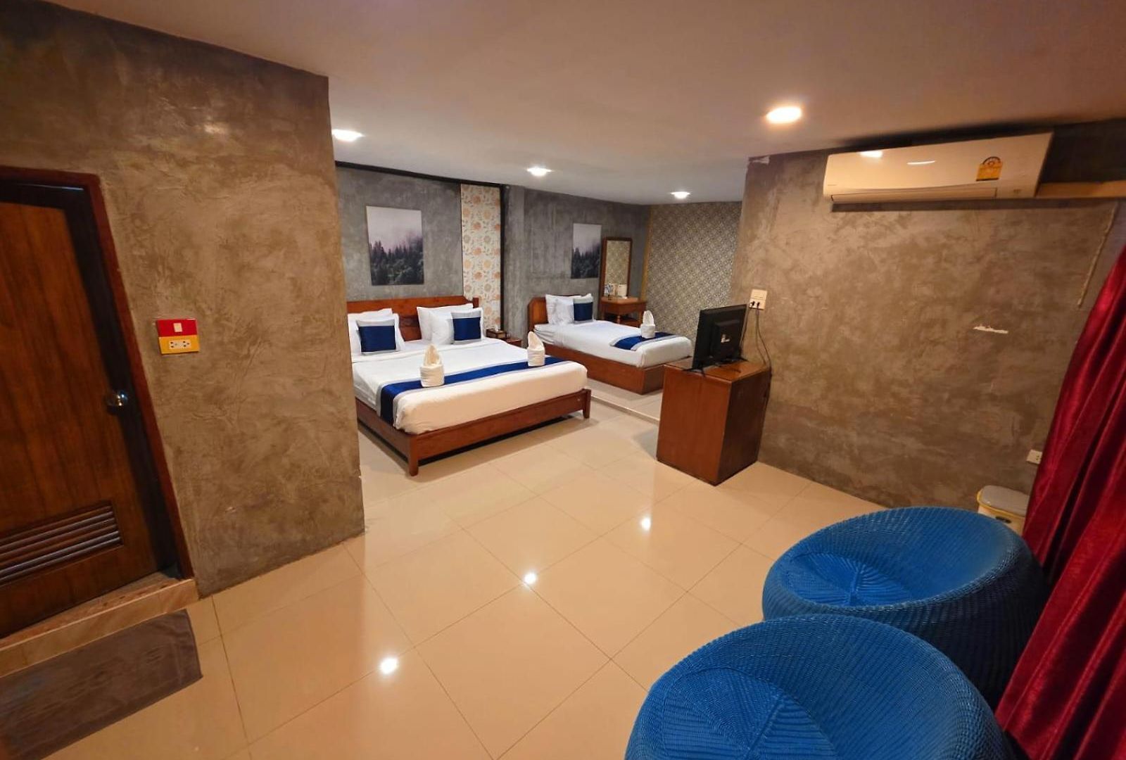 โรงแรม สตาร์ เรสซิเดนส์ โฮเทล 2*