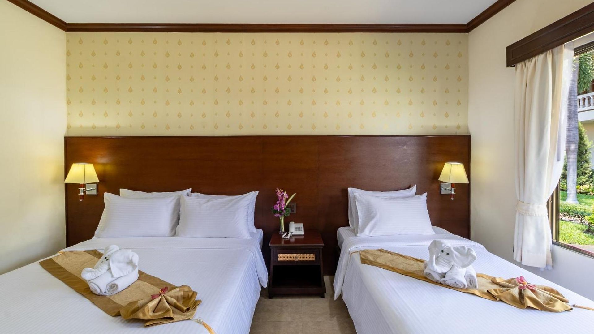 โรงแรม ไทยการ์เด้น 4*