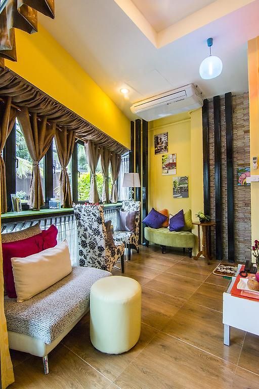 โรงแรม Oyo 146 Rivana Boutique By Sandara Pattaya