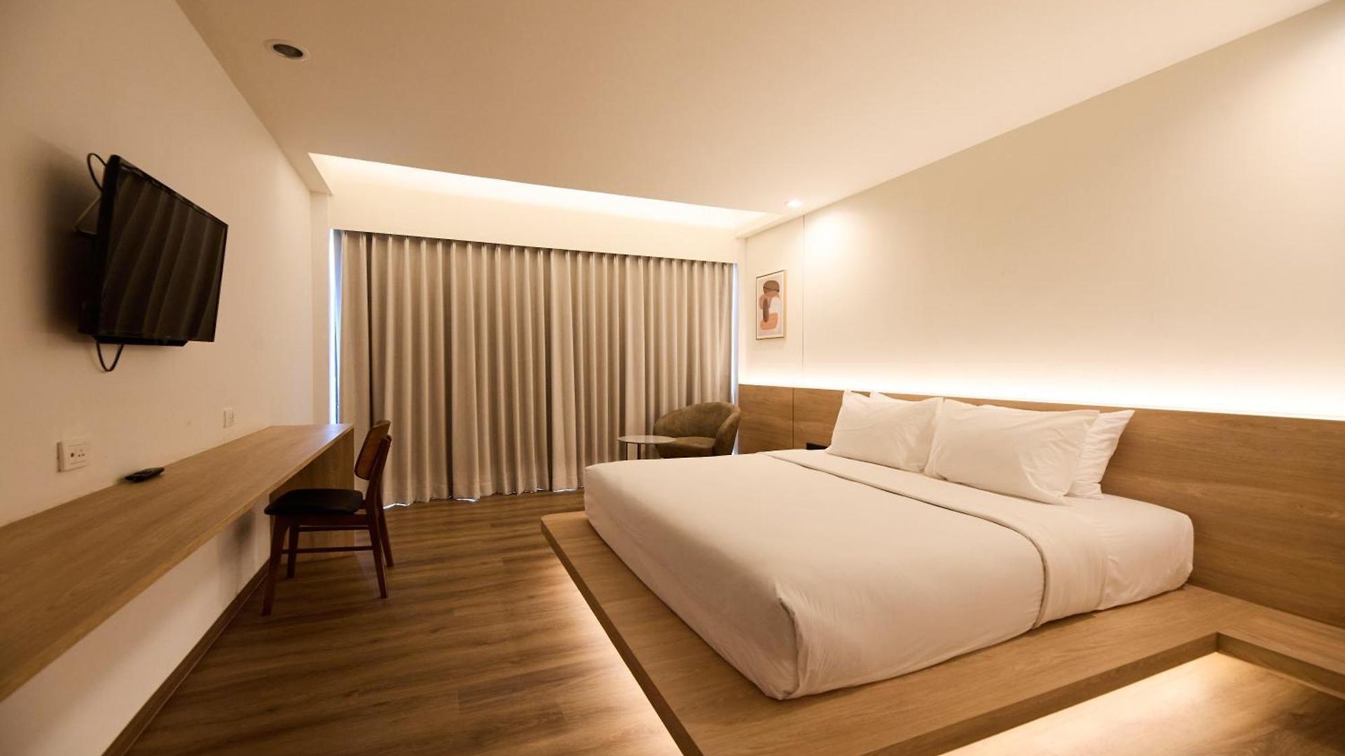 โรงแรม โรงแรมเวลคัม พลาซ่า