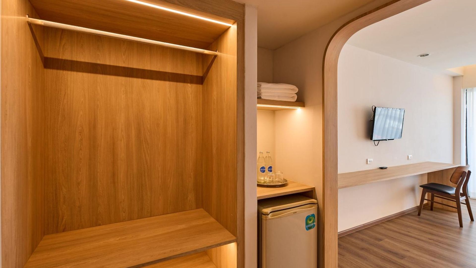 โรงแรม โรงแรมเวลคัม พลาซ่า 3*
