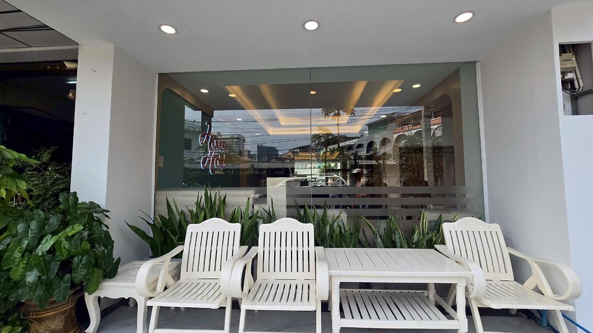 House Walking Street Guest house 3*