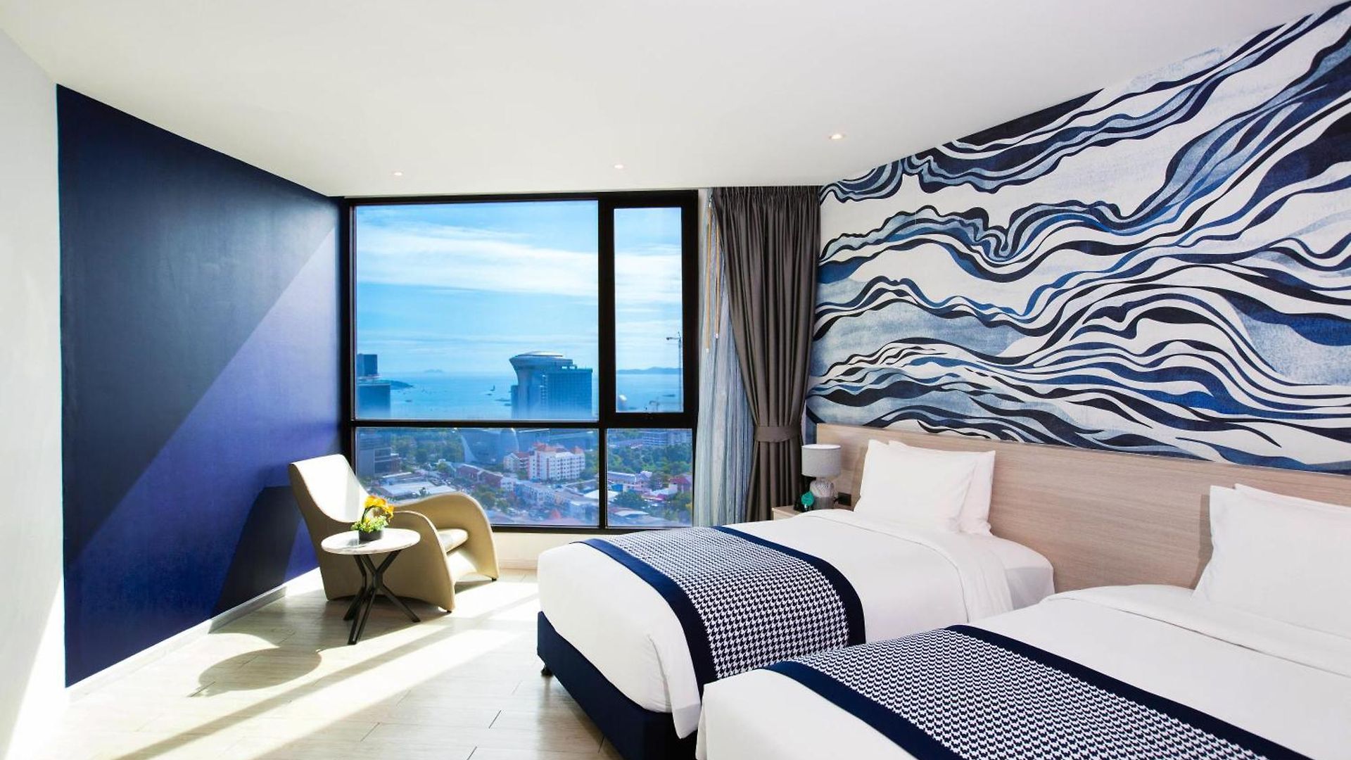 Brighton Grand & Convention โรงแรม