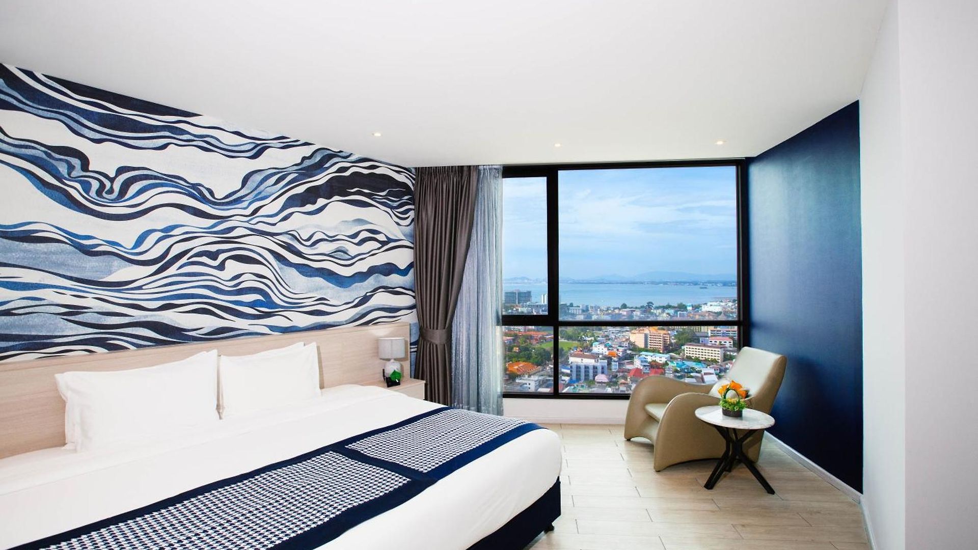 โรงแรม Brighton Grand & Convention
