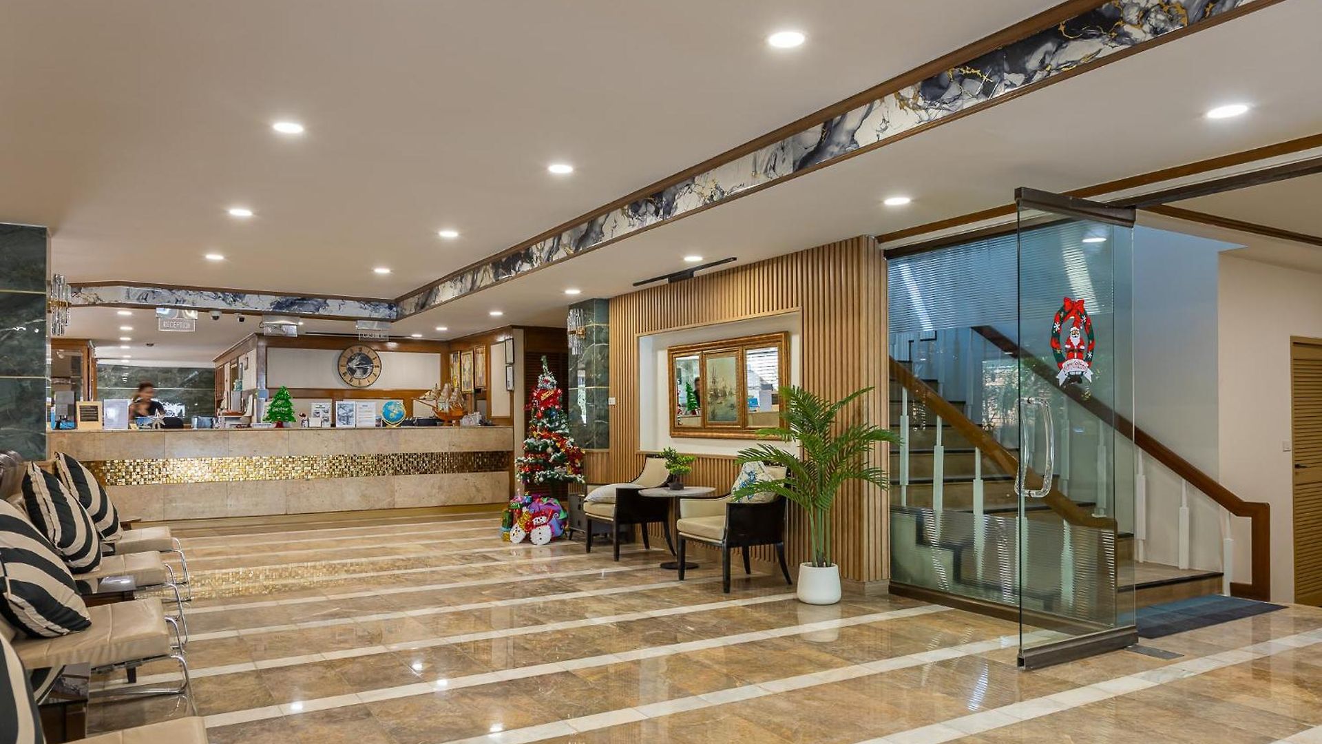 Hotel Pattaya Beach โรงแรม Pattaya