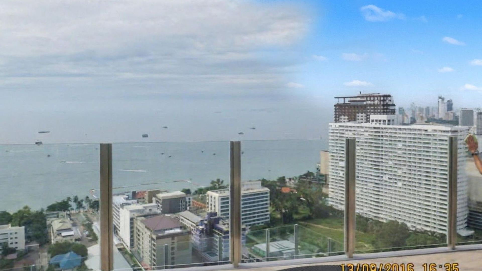 One Bedroom With Pool View At The Base Near Festival วันหยุดที่บ้าน *