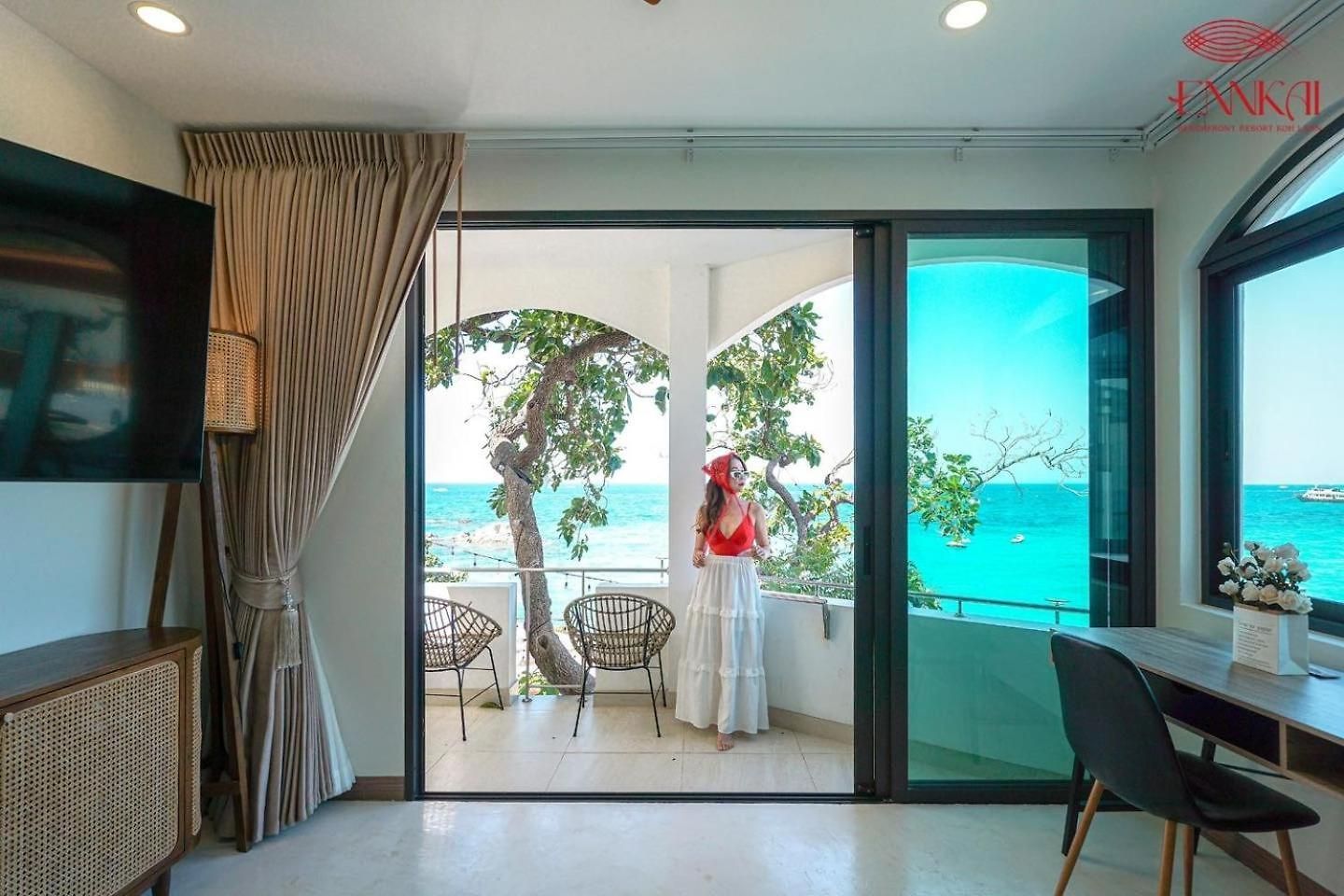 Ennkai Beachfront Koh Larn รีสอร์ท *