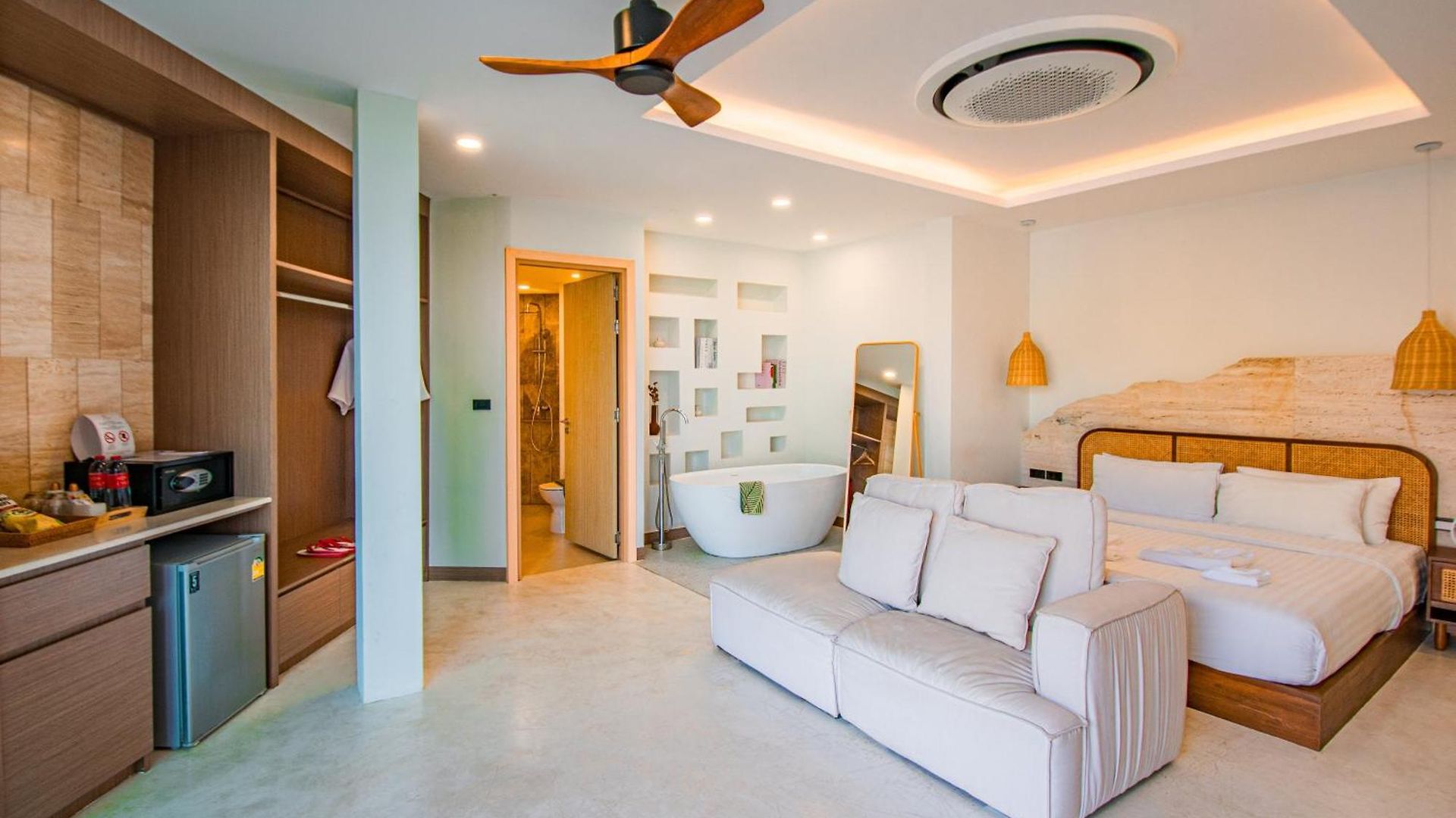 Ennkai Beachfront Koh Larn รีสอร์ท Pattaya
