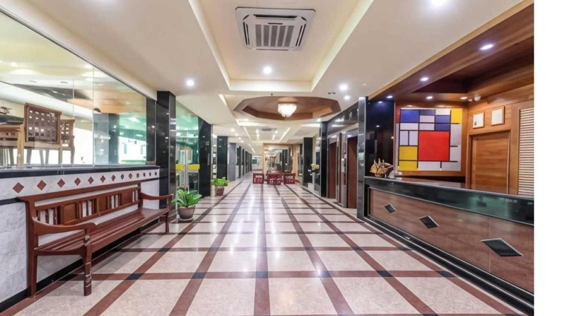 โรงแรม Palette Walking Street