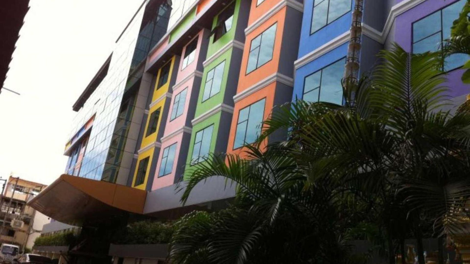 Palette Walking Street โรงแรม