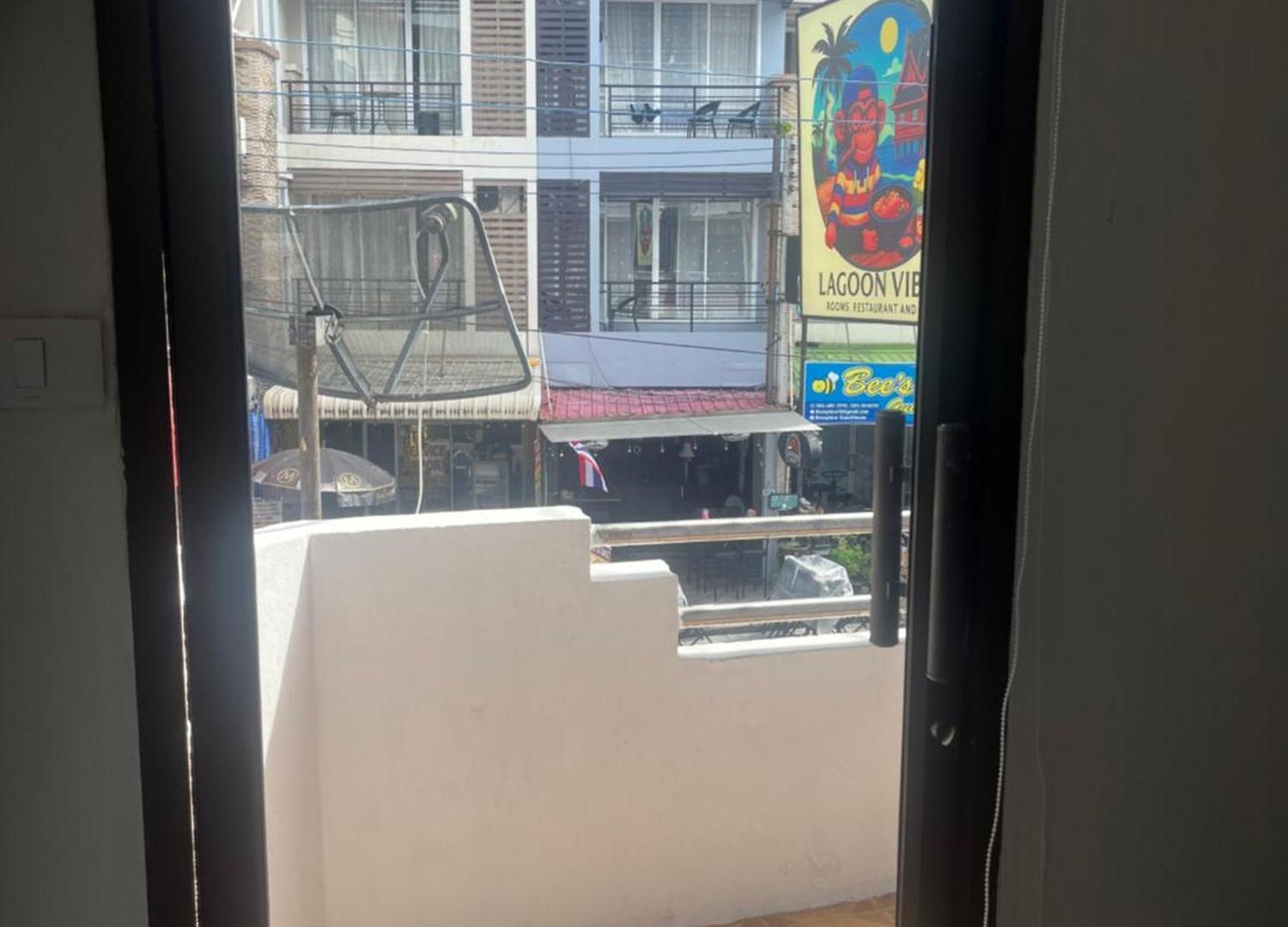 โรงแรม Lagoon Vibes
