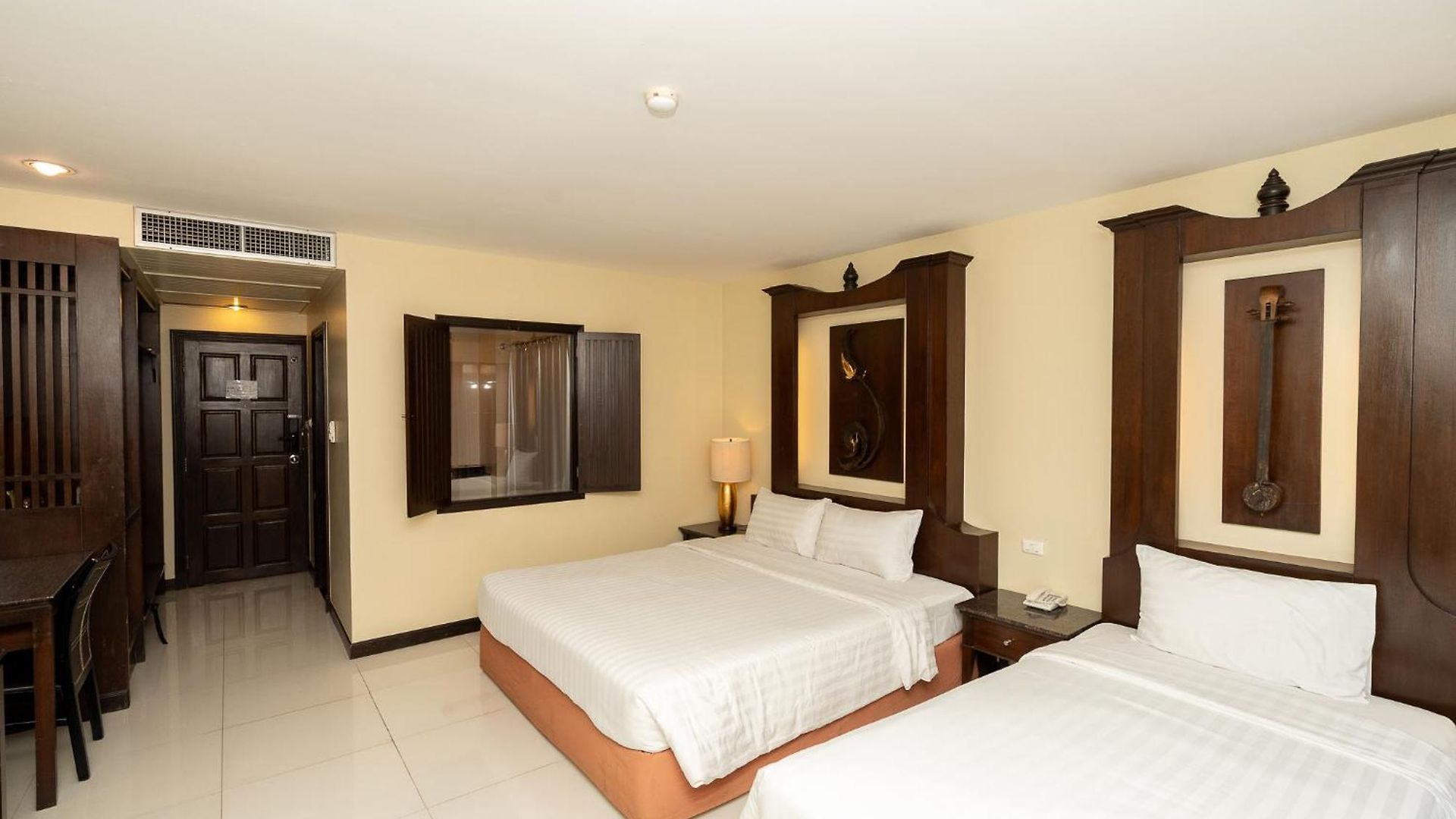 โรงแรม Sunday Chateau En -