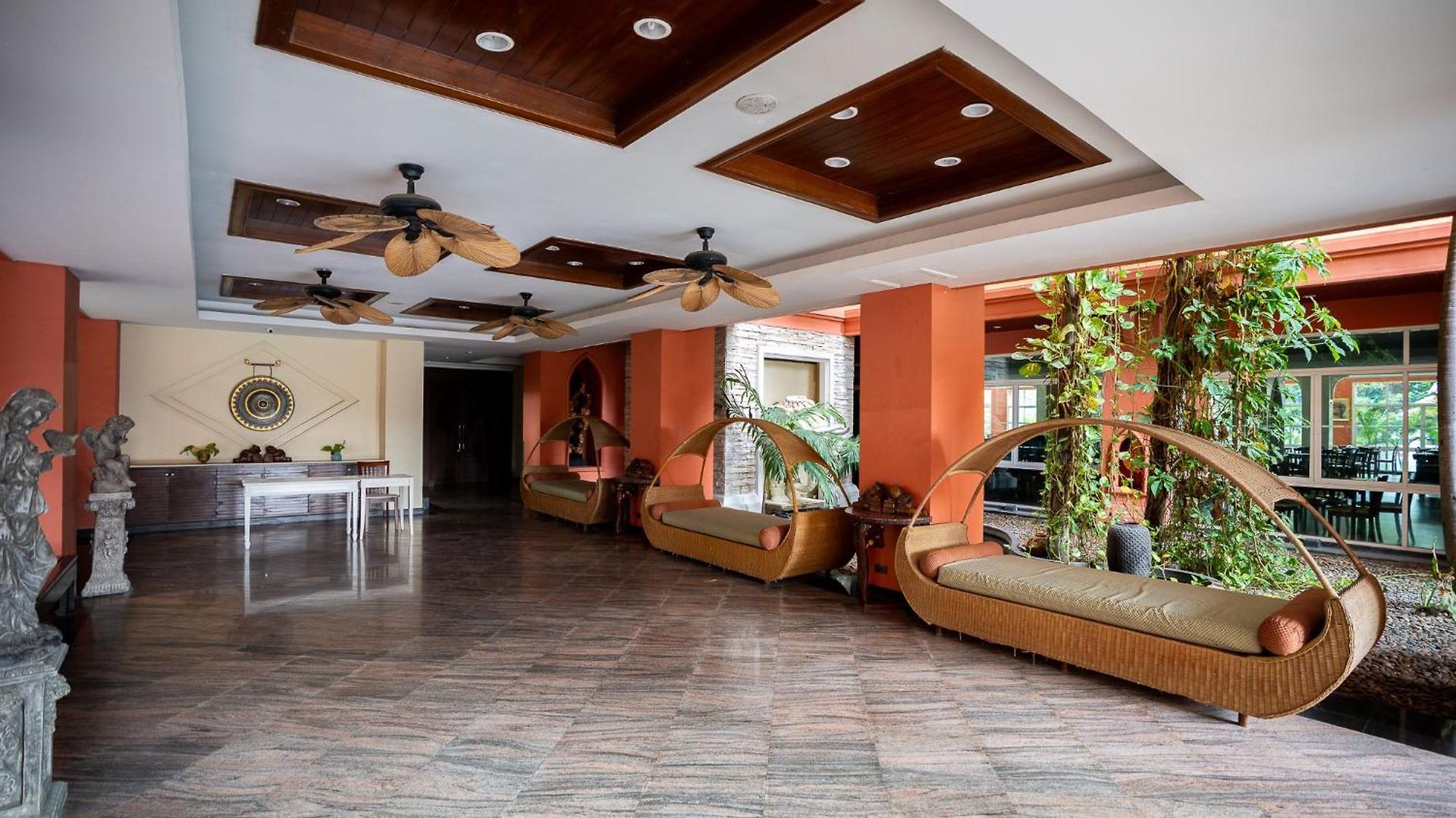 โรงแรม Sunday Chateau En - 5*