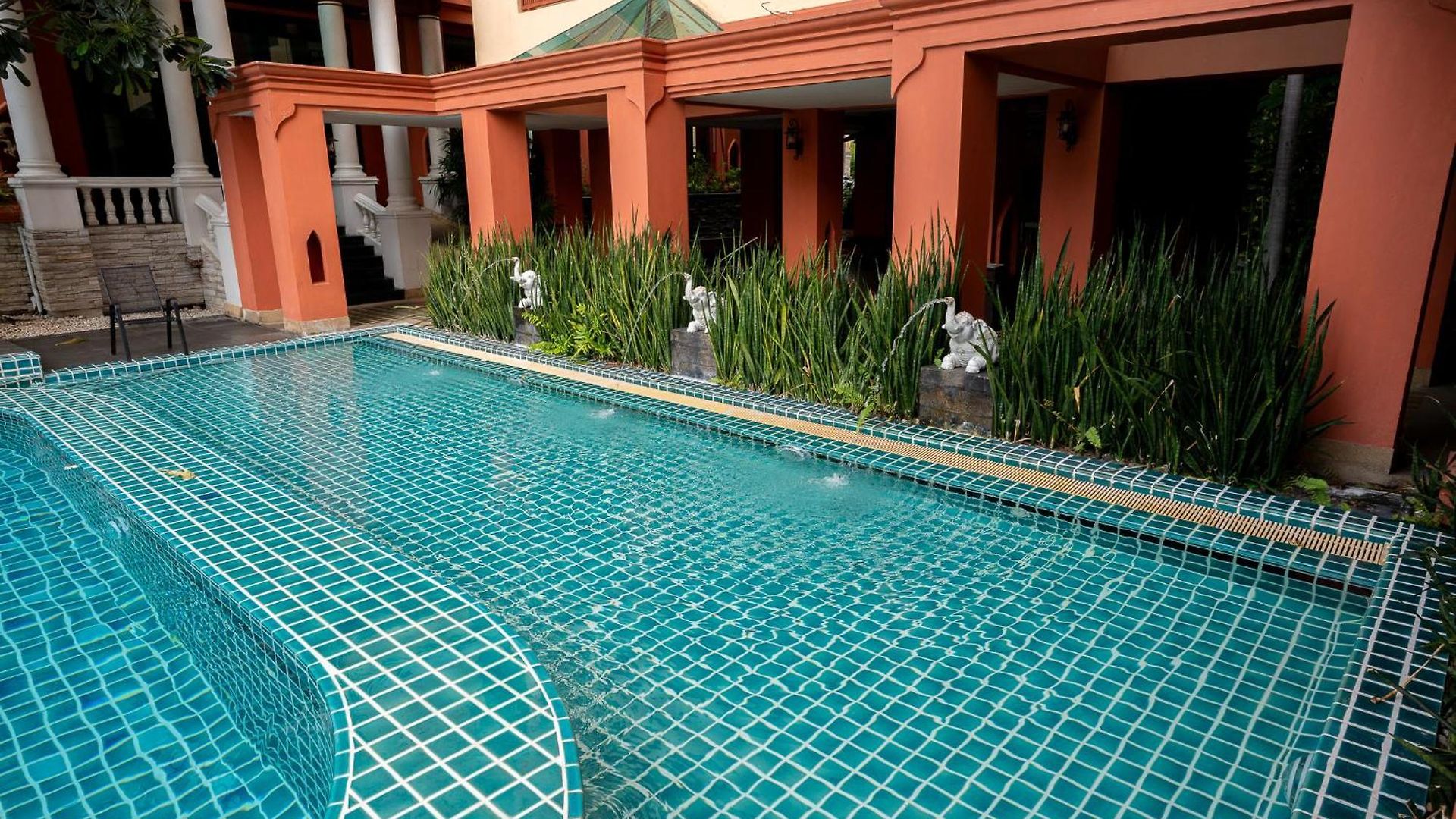 Sunday Chateau En - โรงแรม