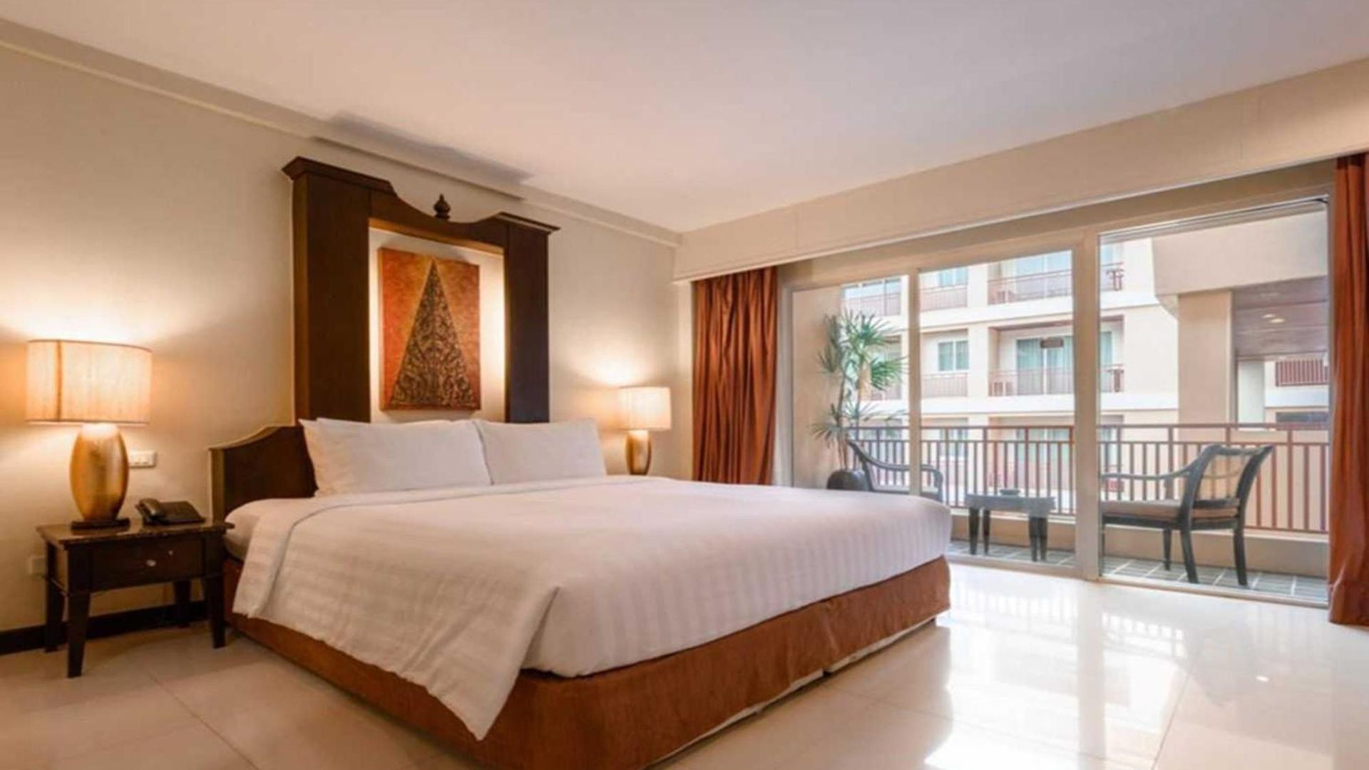 โรงแรม Sunday Chateau En - Pattaya