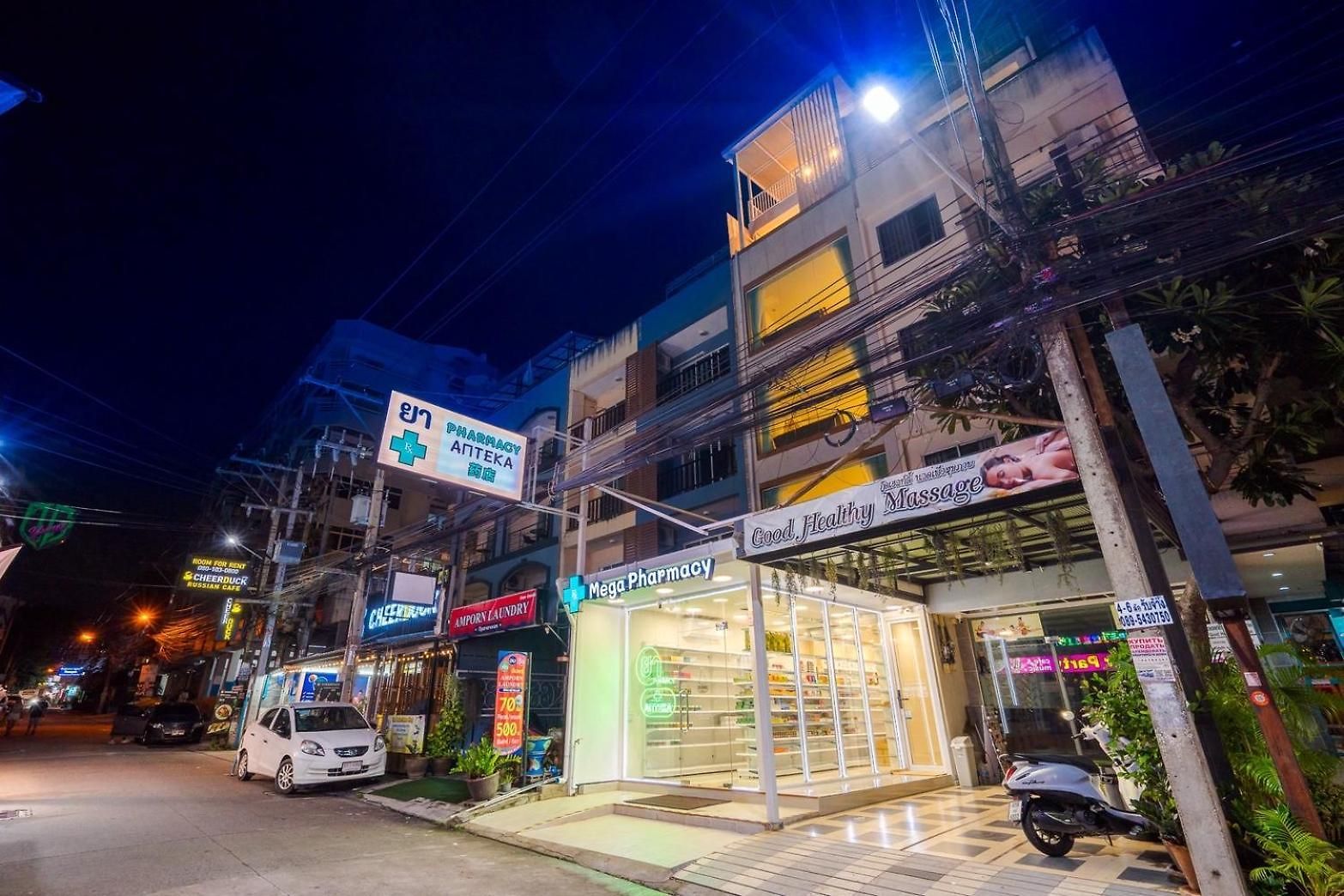 Bed & Breakfast Mega Pattaya