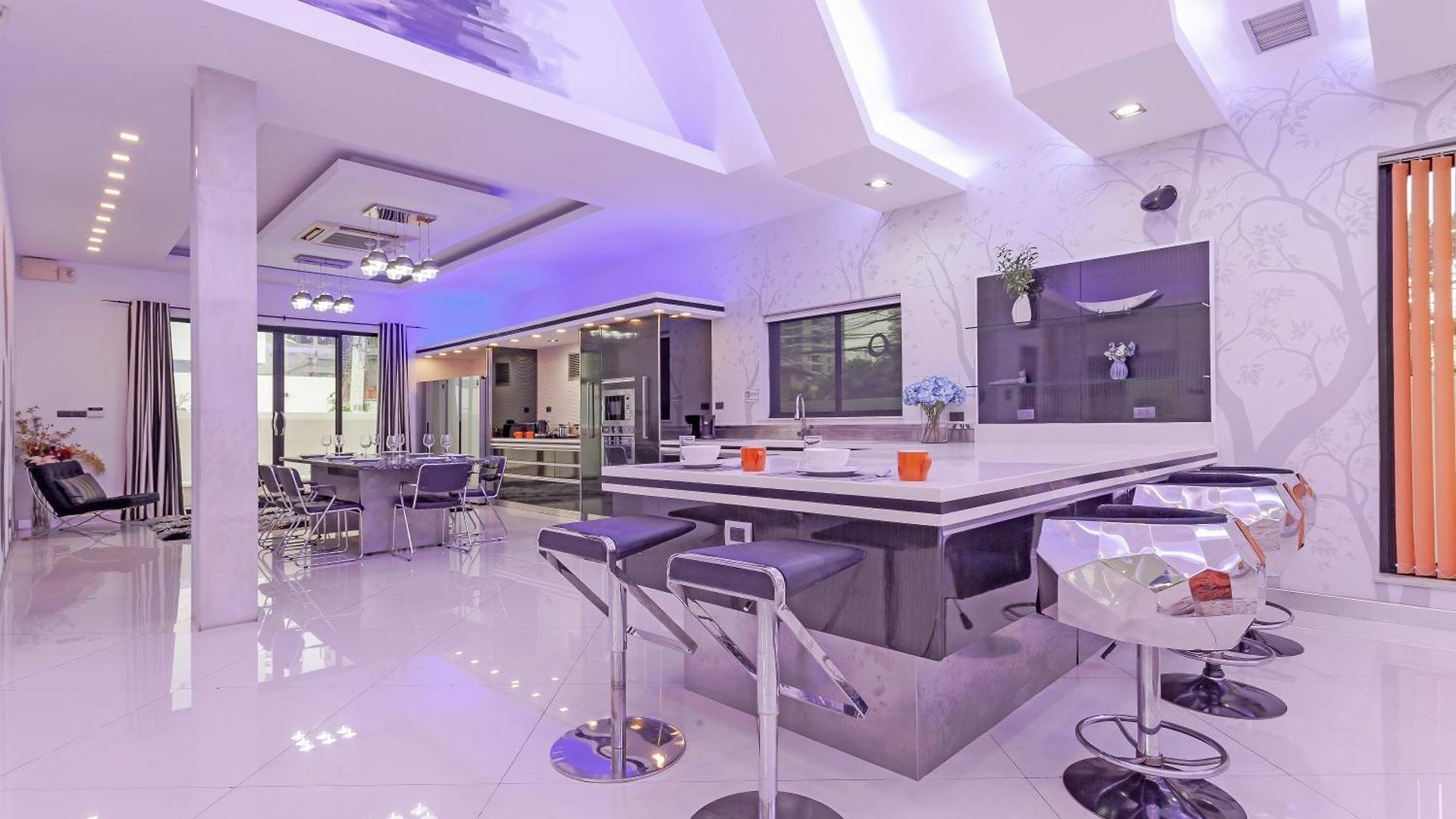 Royal Grand - High Grove - Pratumnak - *