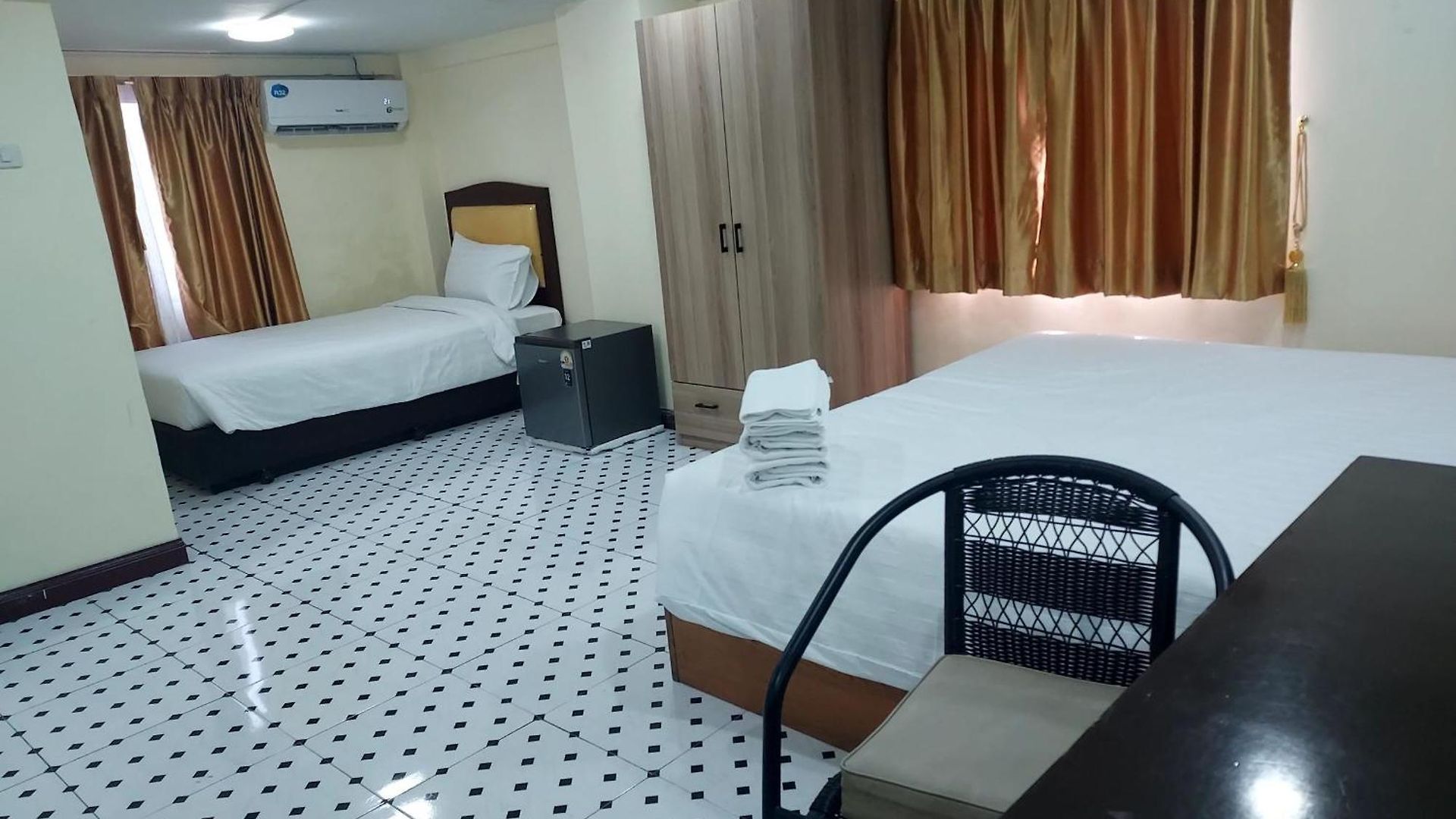 Rustic Comfort Zone, * Pattaya