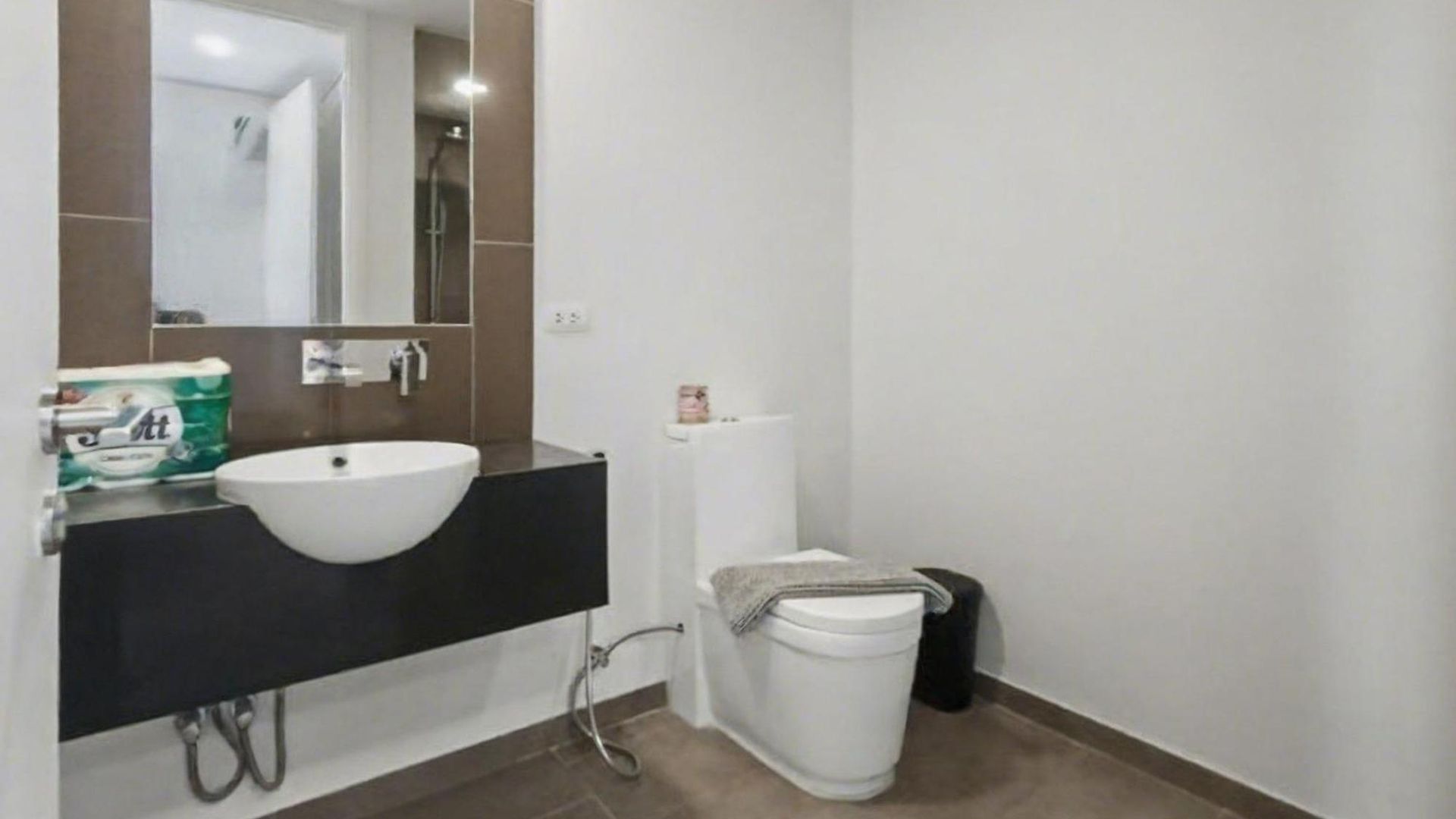 Luxury Large One Bedroom Seaview Serviced At Wongamat, Pattaya