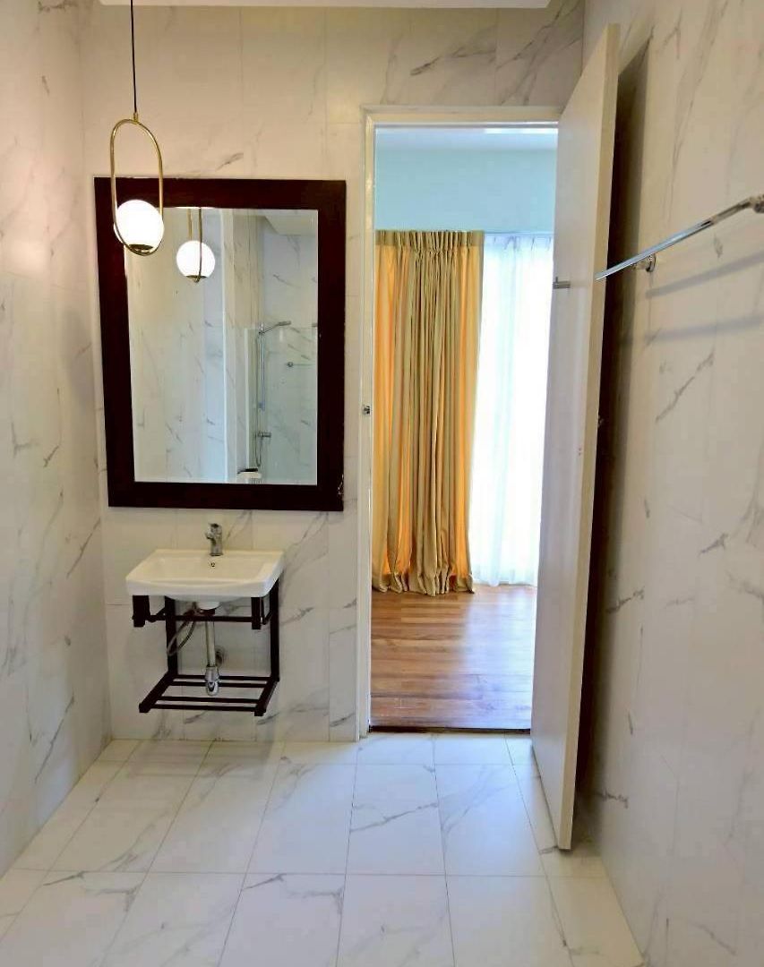 Fiscus 3 Bedrooms With Private Pool. *