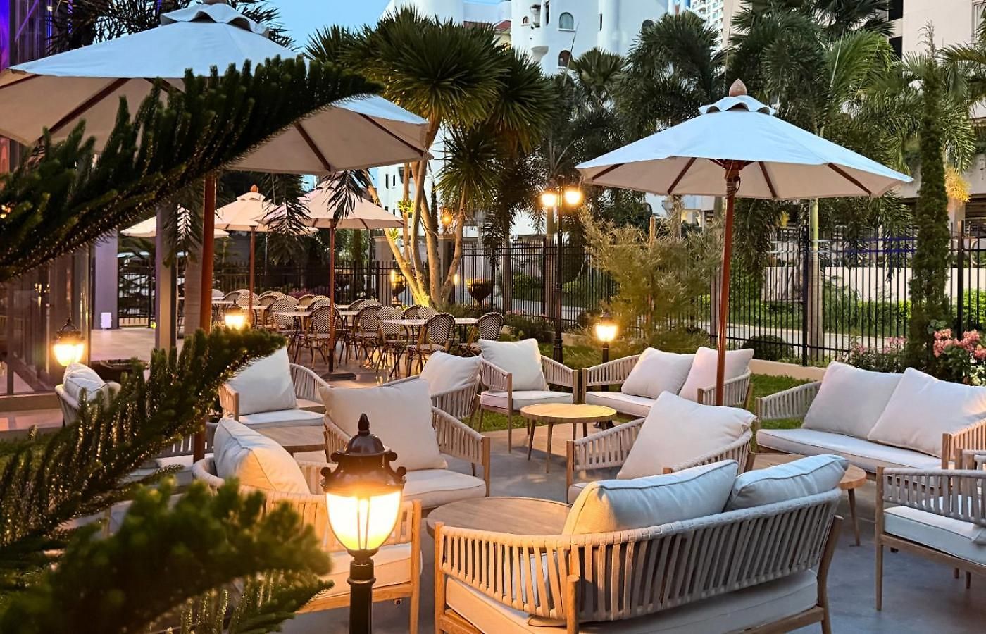 The Elysium Pratumnak - By Shg อพาร์ตโฮเทล Pattaya
