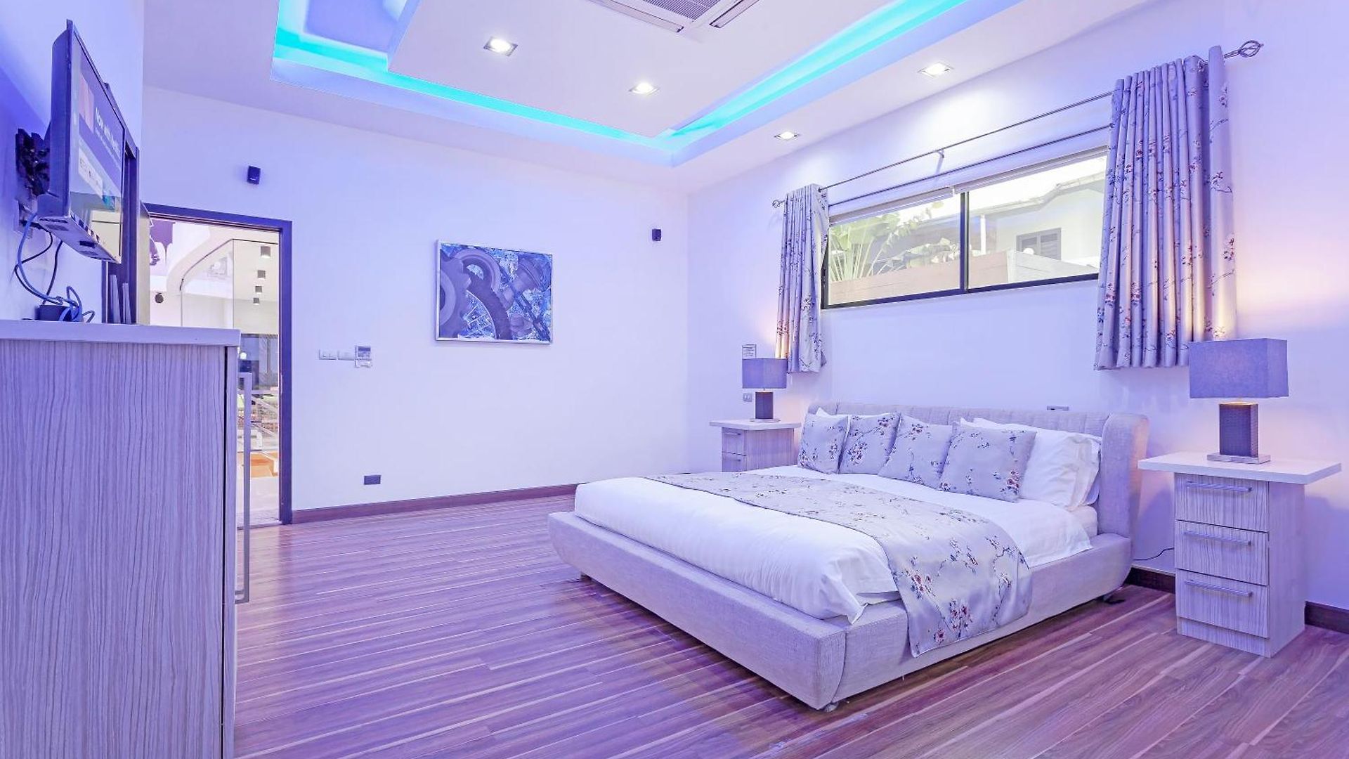 Royal Grand - High Grove - Pratumnak - *
