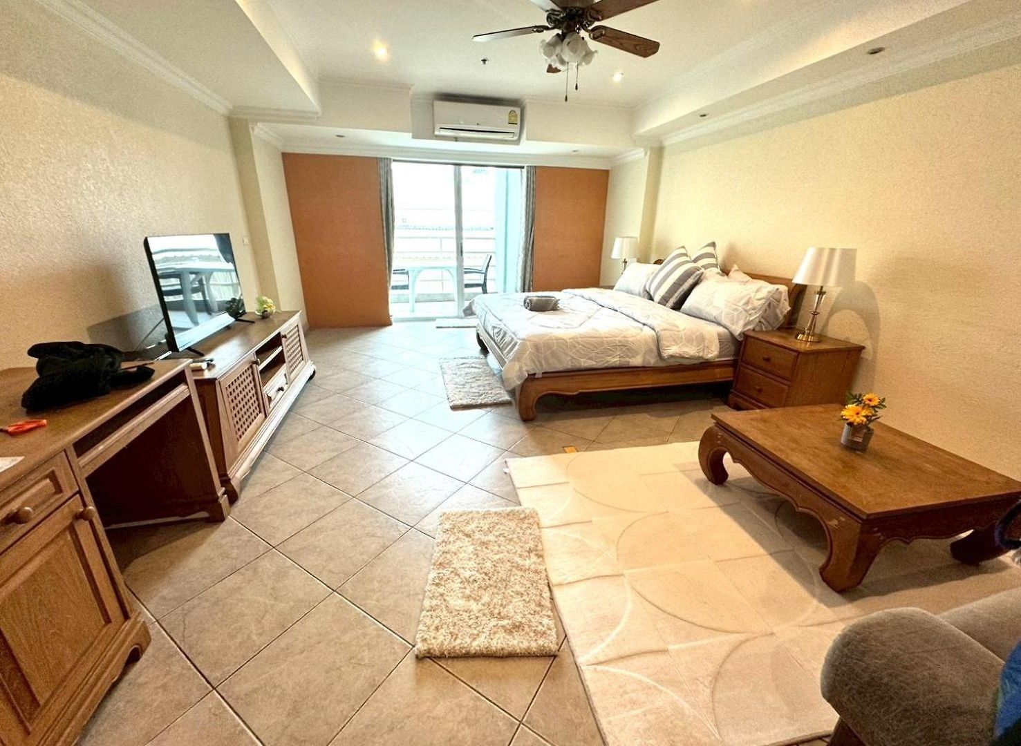 อพาร์ทเม้น View Talay 6 Close To Pattaya