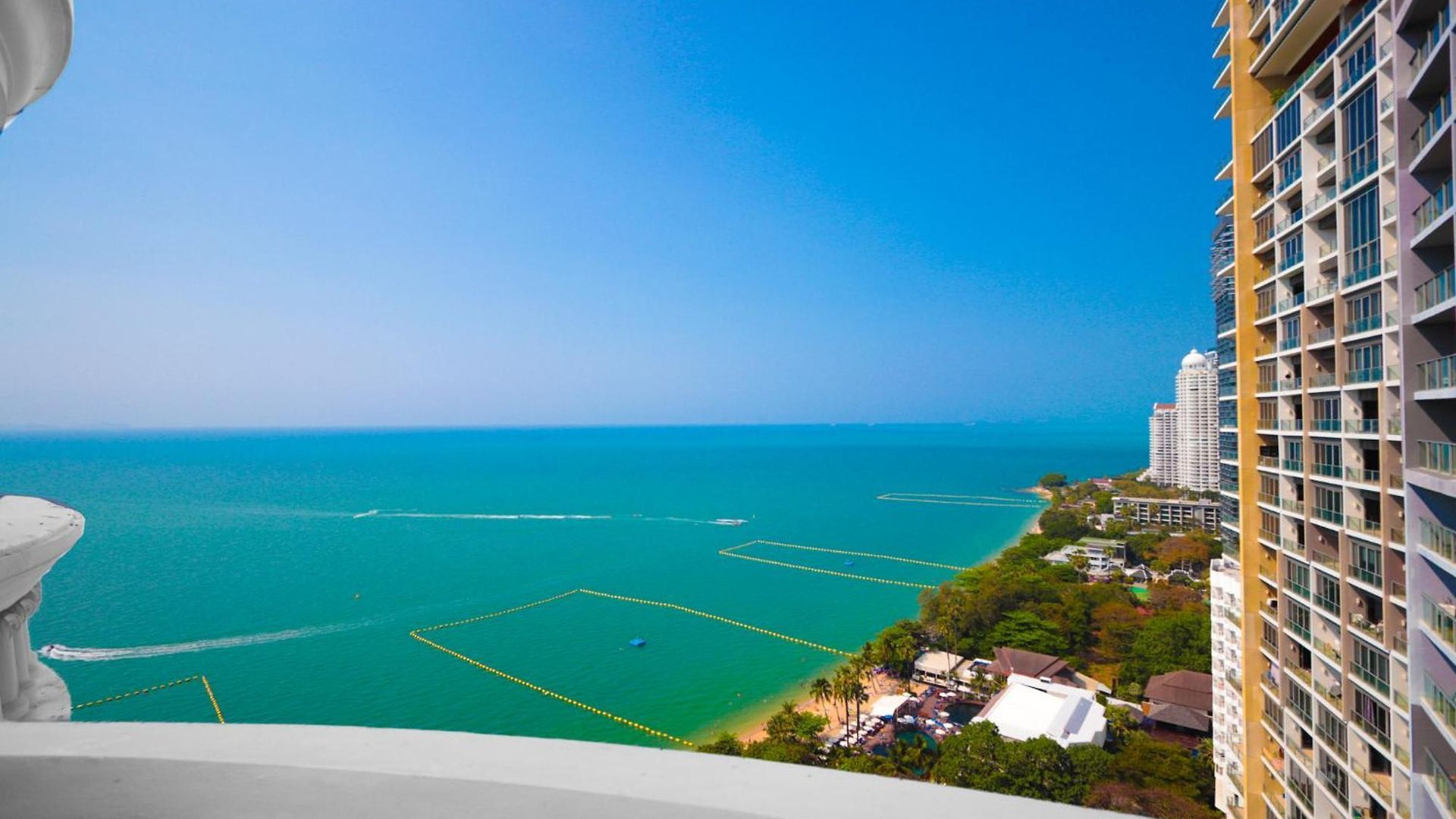 อพาร์ทเม้น Sky View *