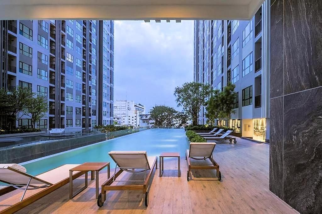 อพาร์ทเม้น The Base Pool View Fast Wifi 5 Min Walk To By Lees Pattaya