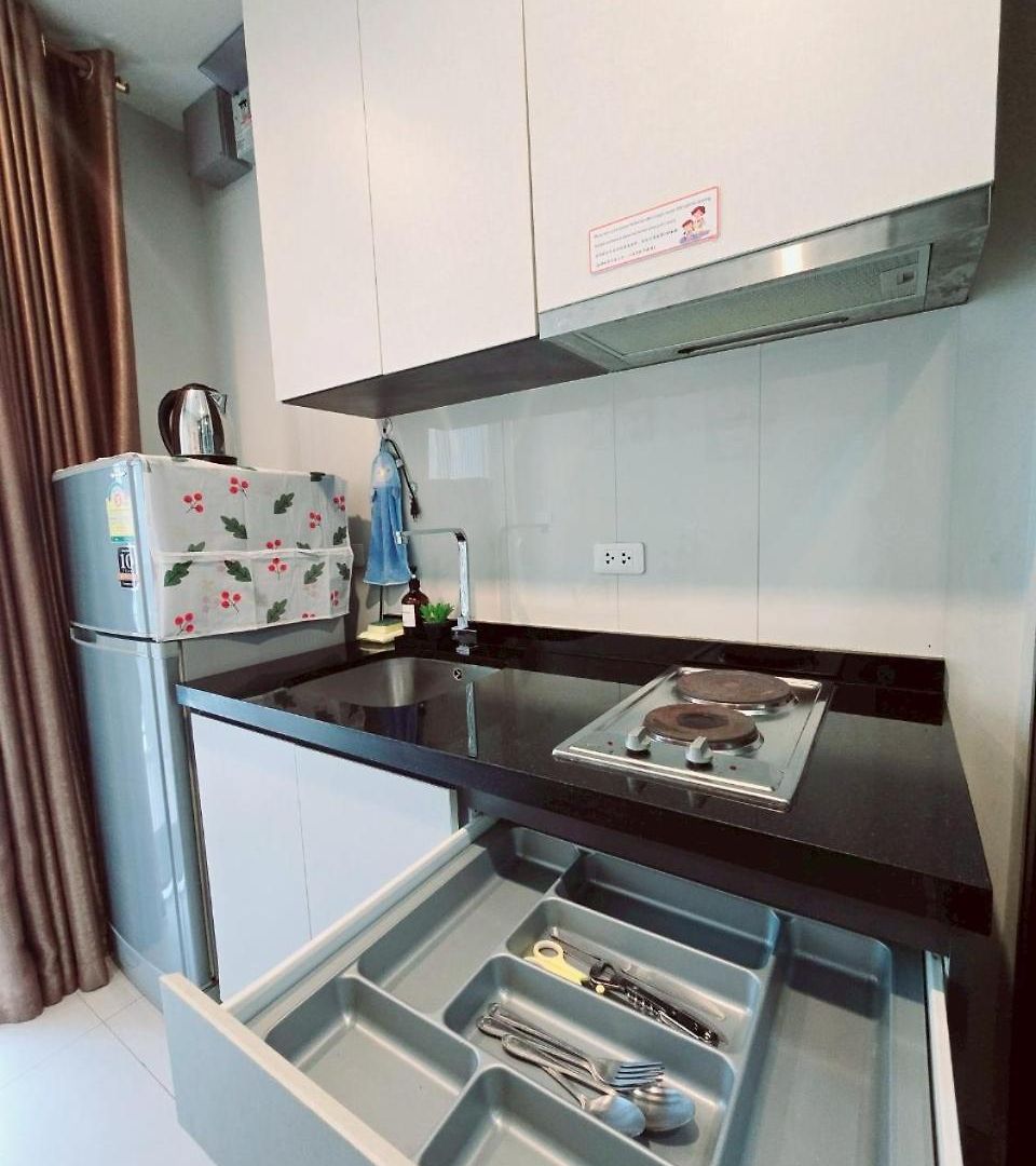 อพาร์ทเม้น The Base Pool View Fast Wifi 5 Min Walk To By Lees *