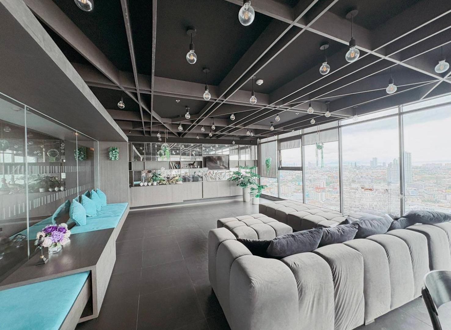 อพาร์ทเม้น The Base By Uricity Pattaya