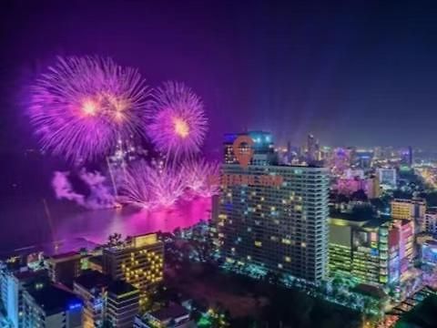 อพาร์ทเม้น Unixx Sea View *