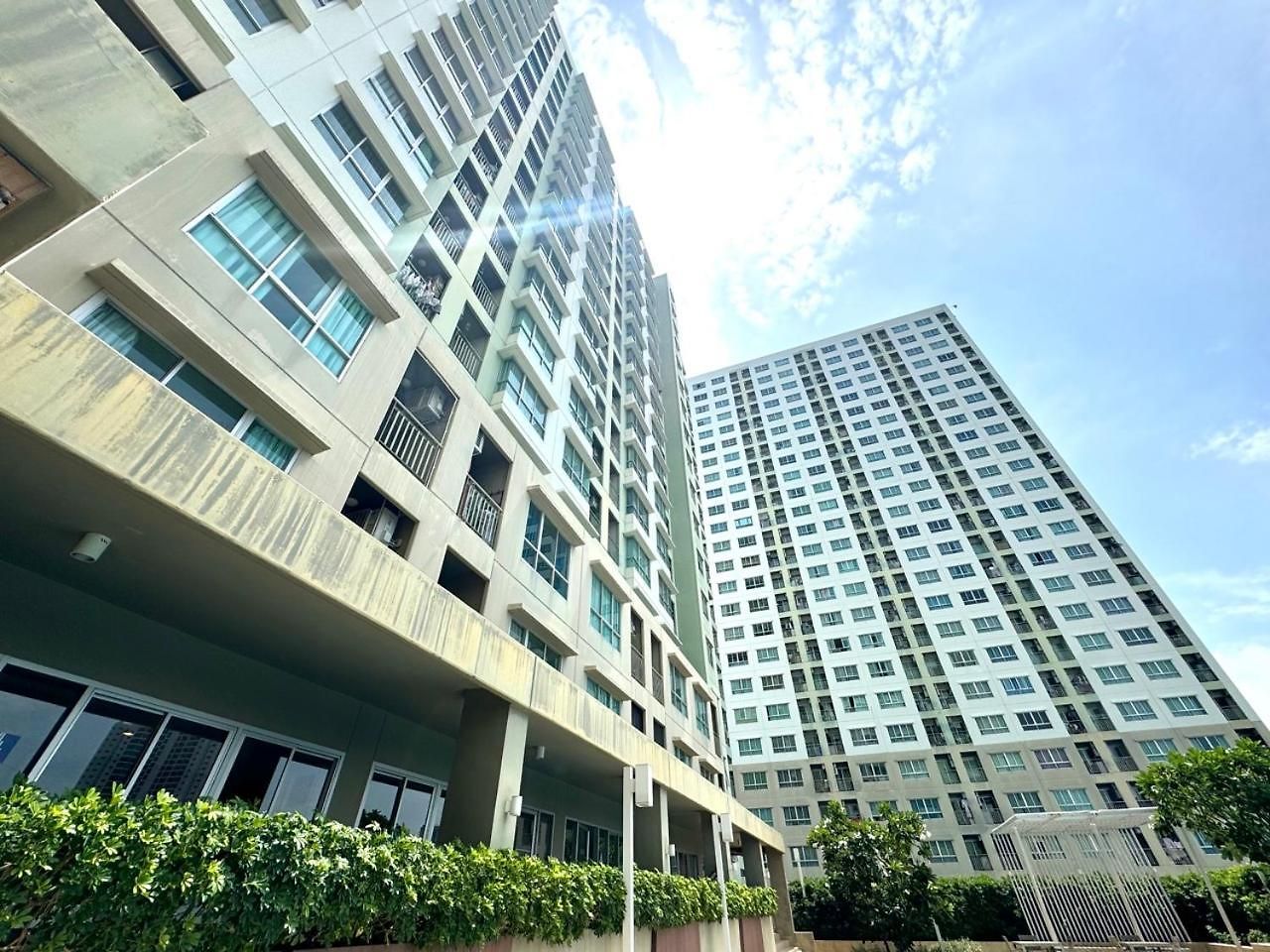 Lumpini Naklua Select Pool อพาร์ทเม้น Pattaya